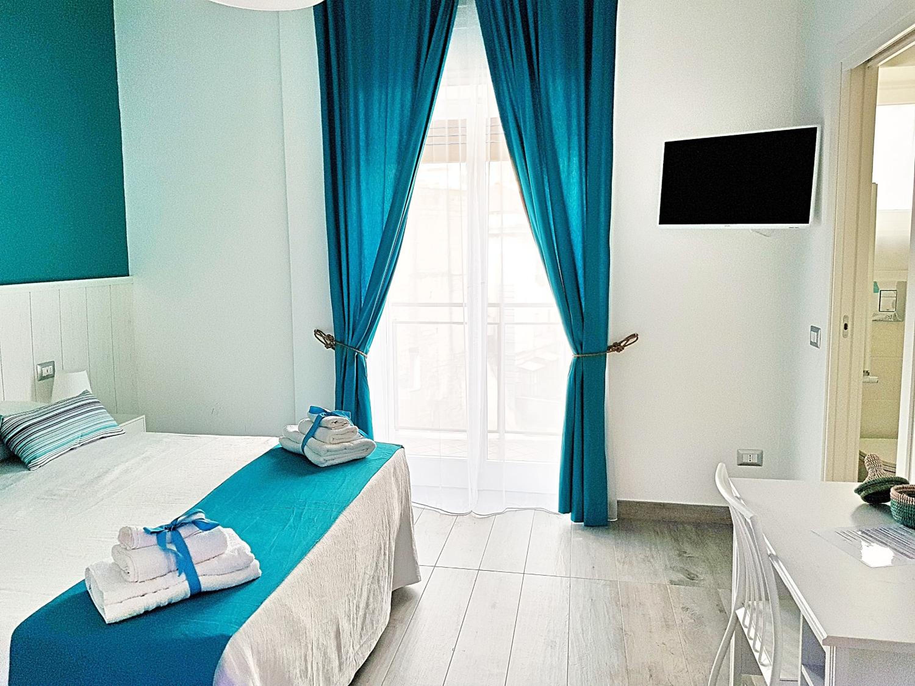 Luxury Triple Room