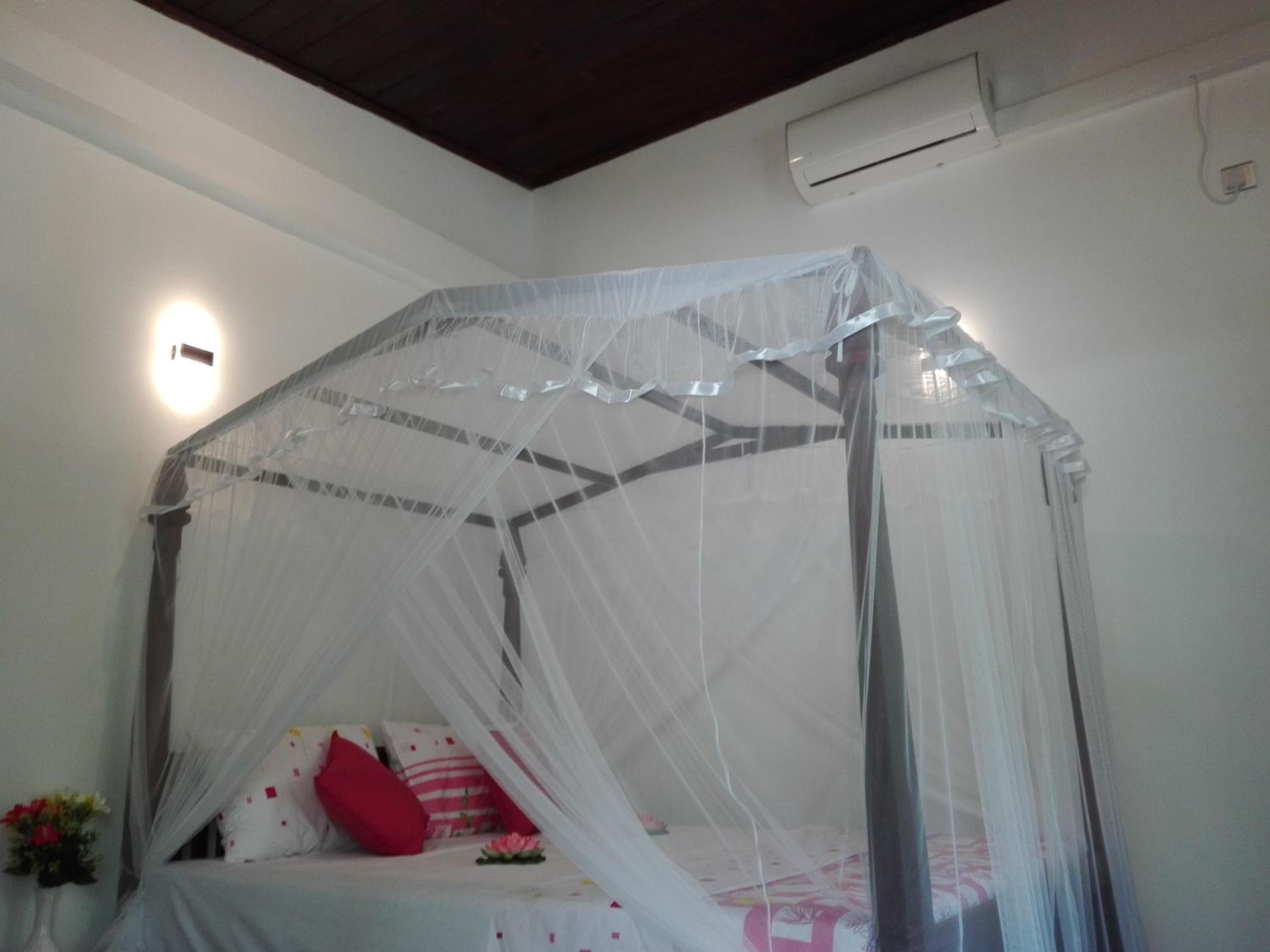Deluxe Double Room (2 Adults + 1 Child) photo 1