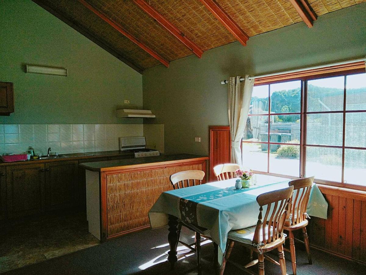 Family Room photo 2