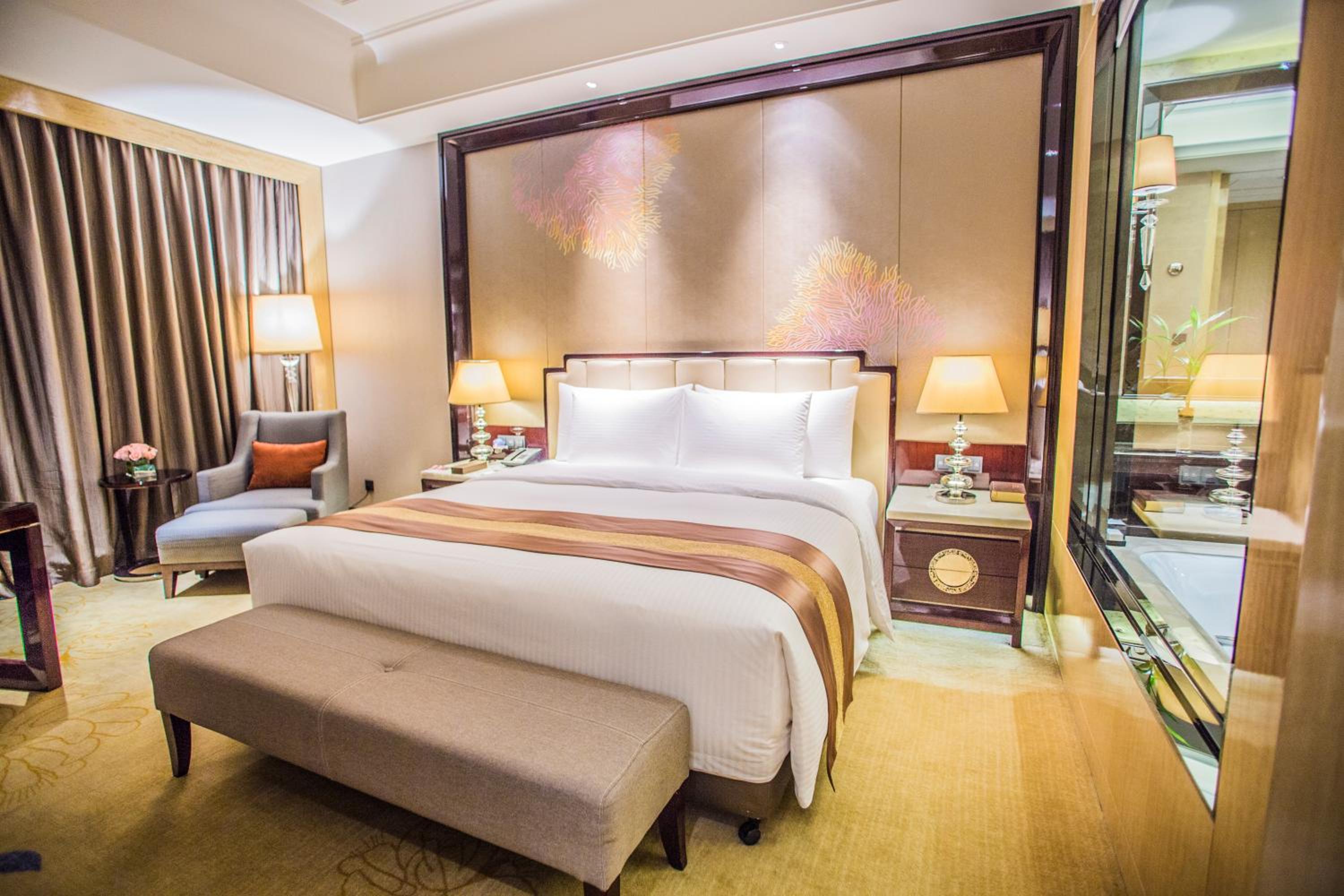 Grand Deluxe Double Room