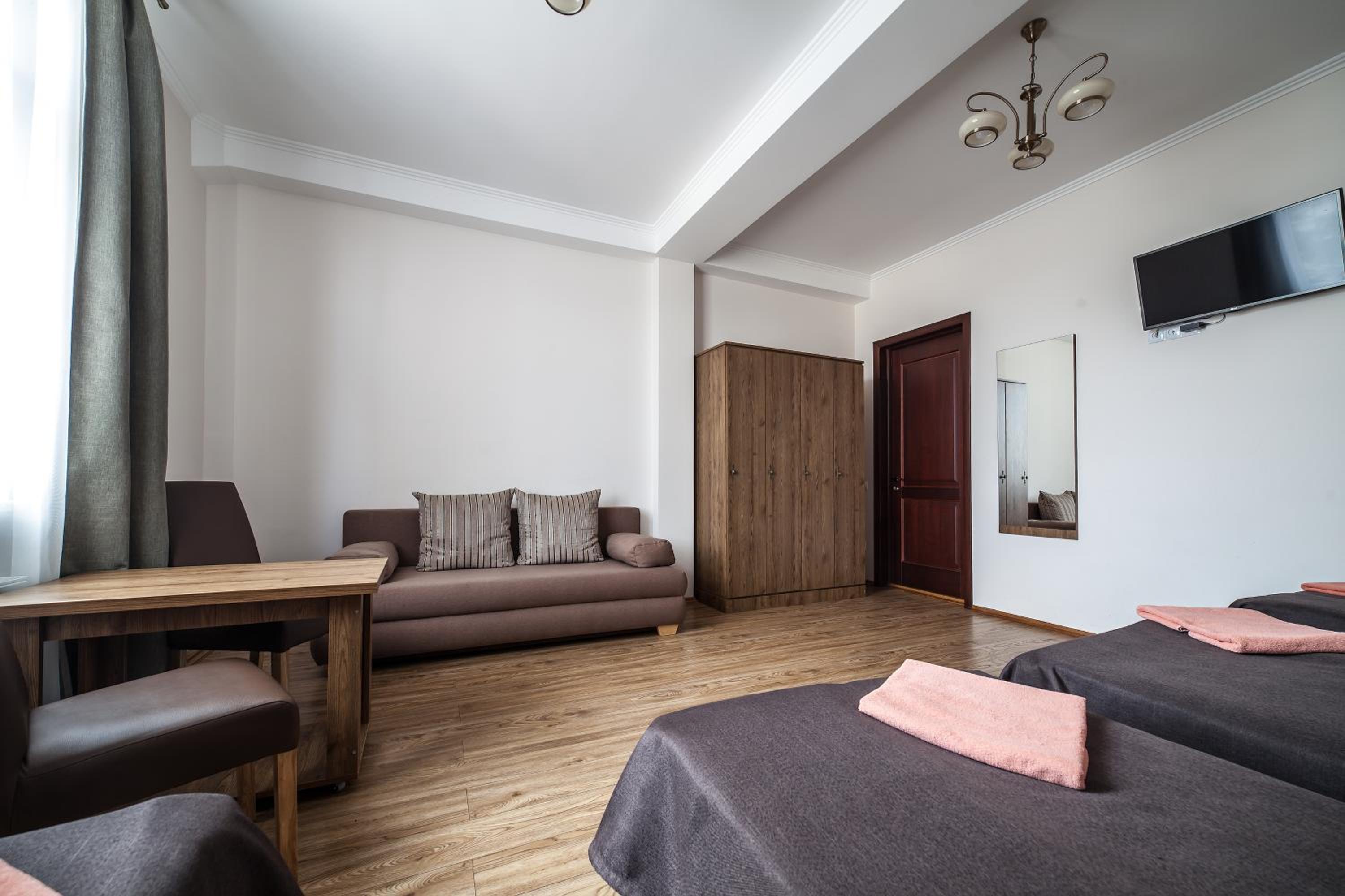 Quadruple Room with Private External Bathroom photo 2