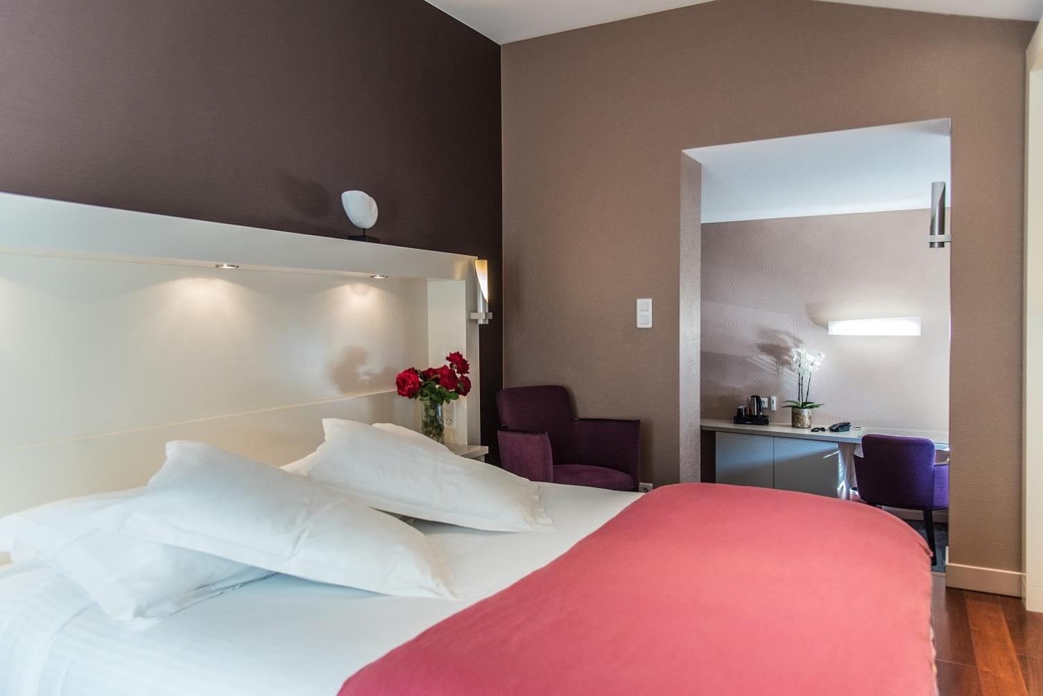 Suite - Photo 3