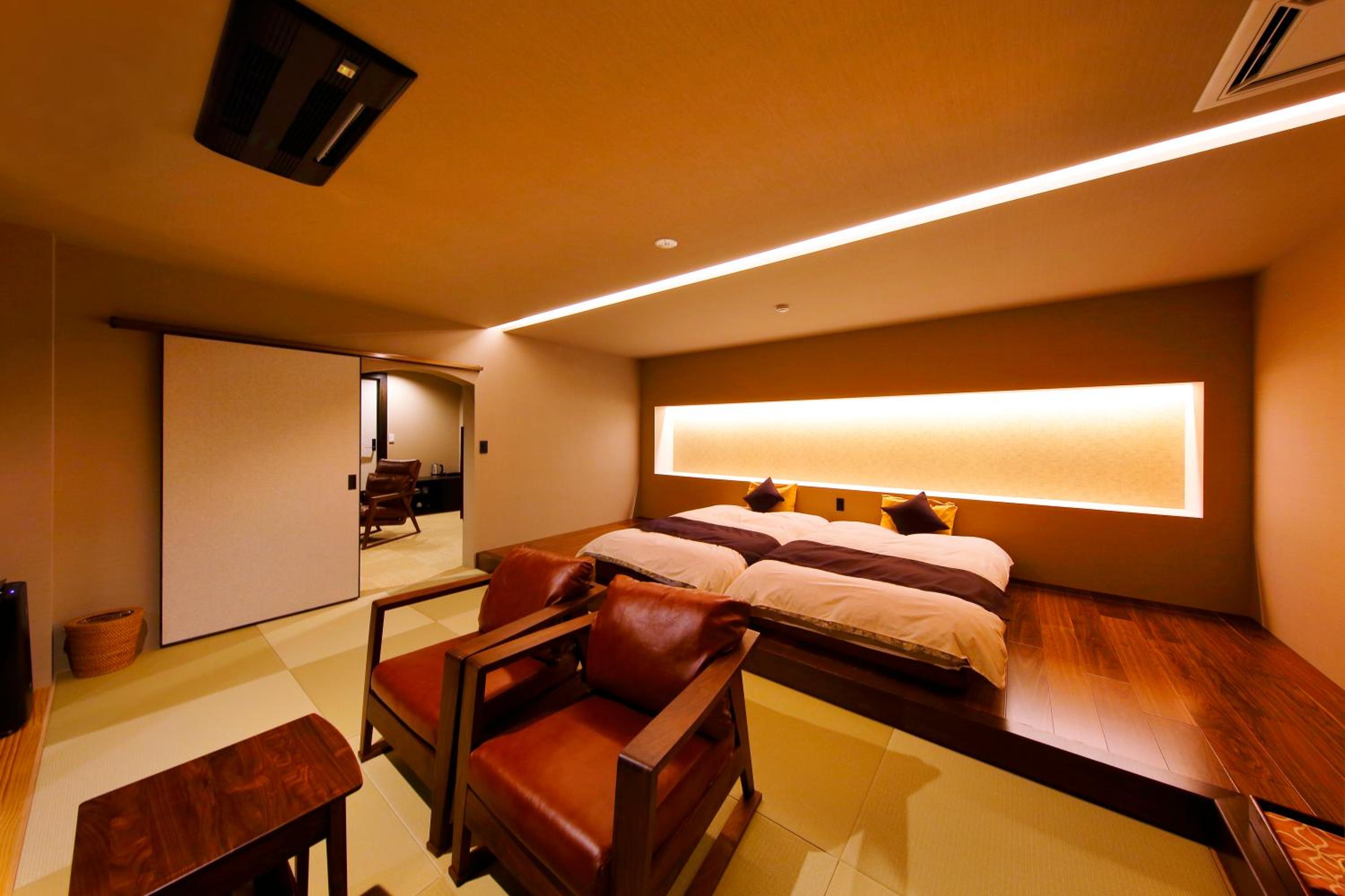 Luxury Quadruple Room - Photo 1