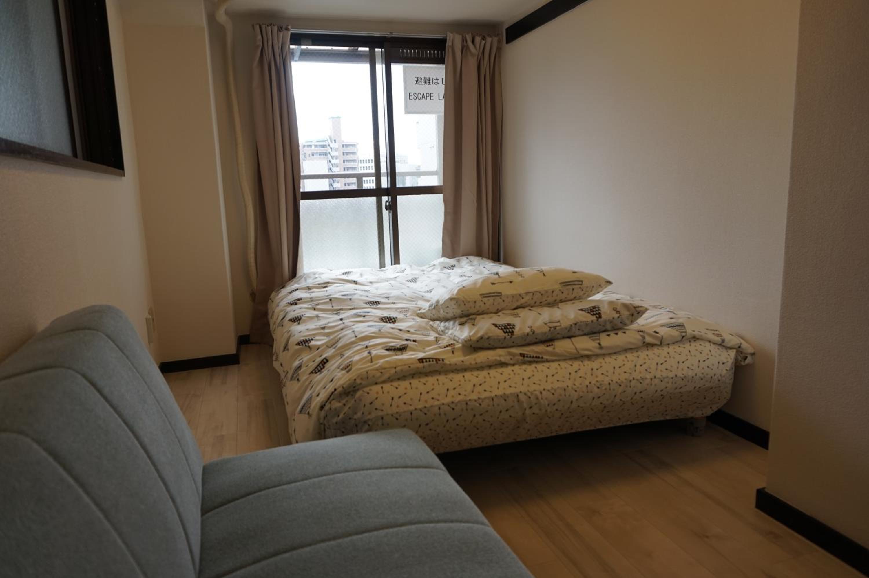Studio Apartment with Balcony 704 - Photo 23