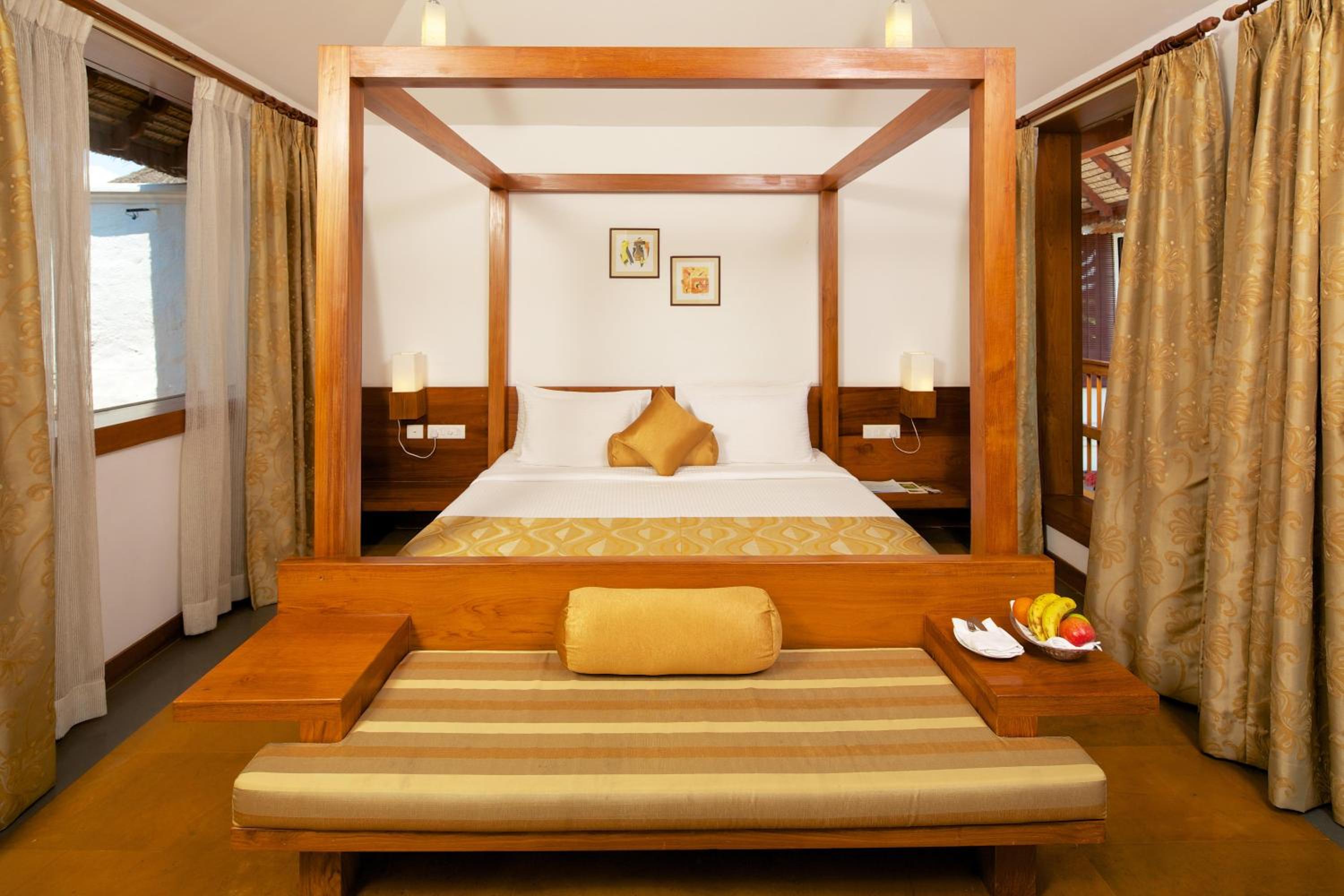 Standard Double or Twin Room photo 3
