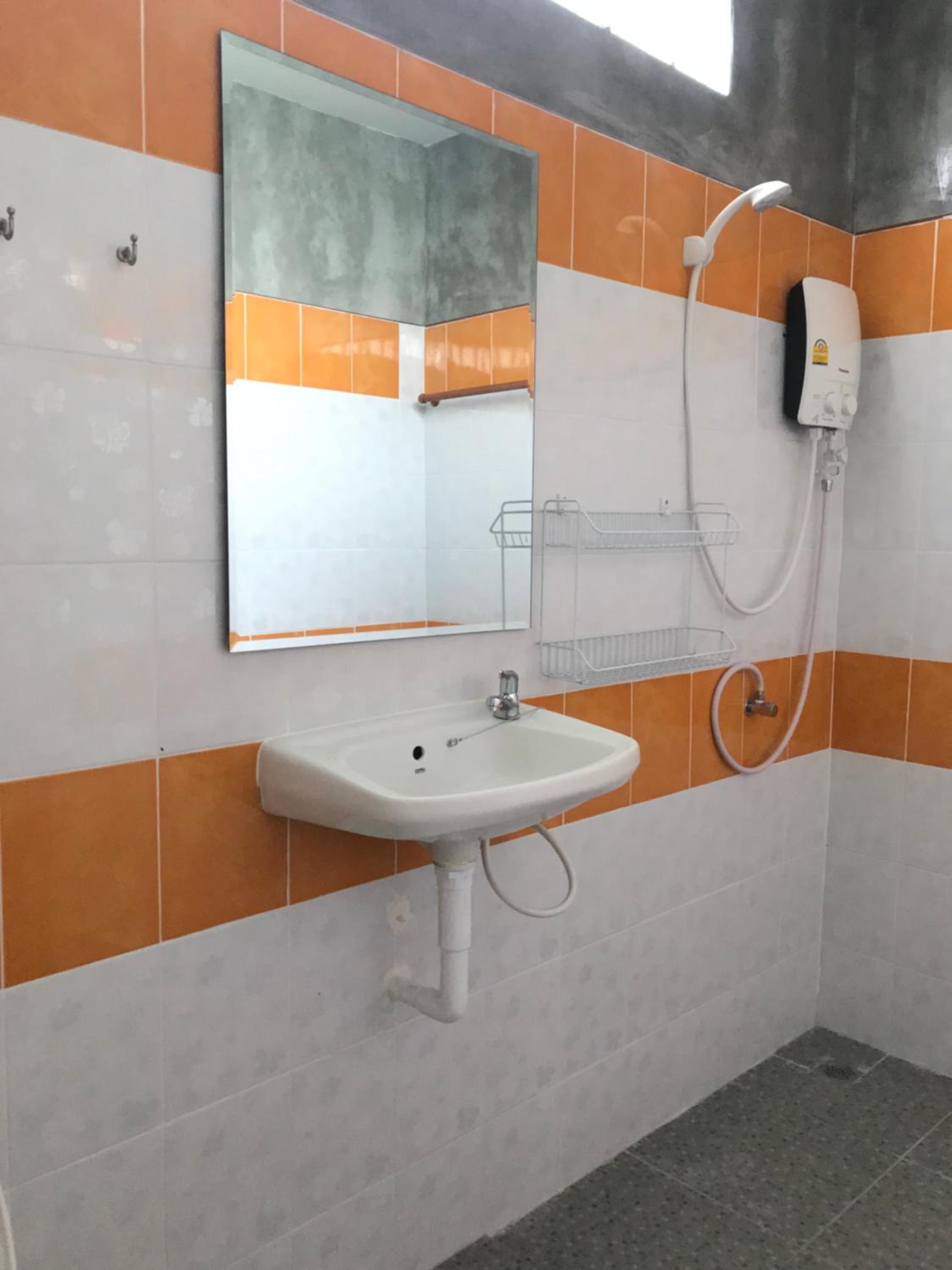 Standard Double Room - Photo 18