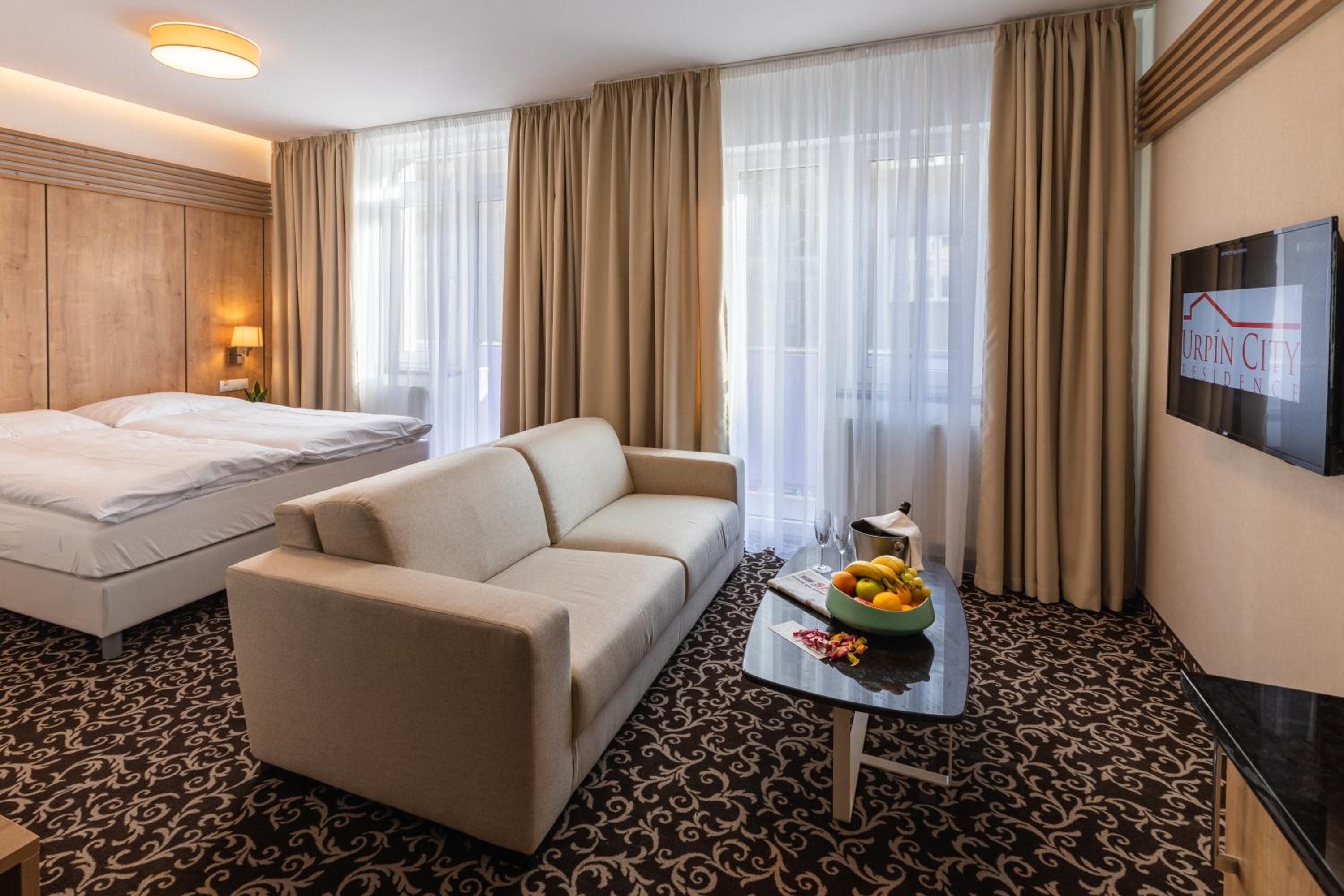 Deluxe Double Room - Photo 3