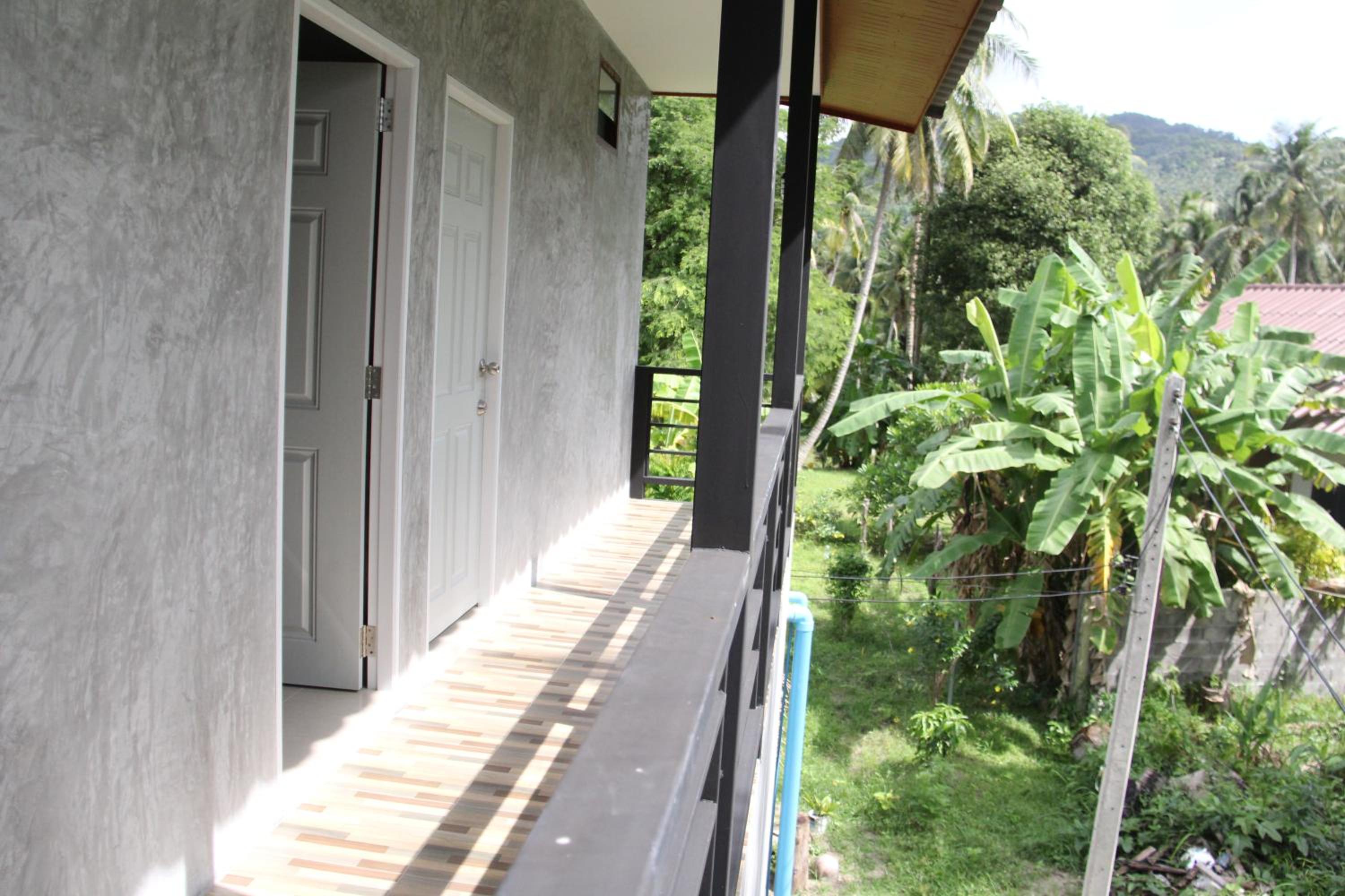 Double Room with Balcony - Photo 7
