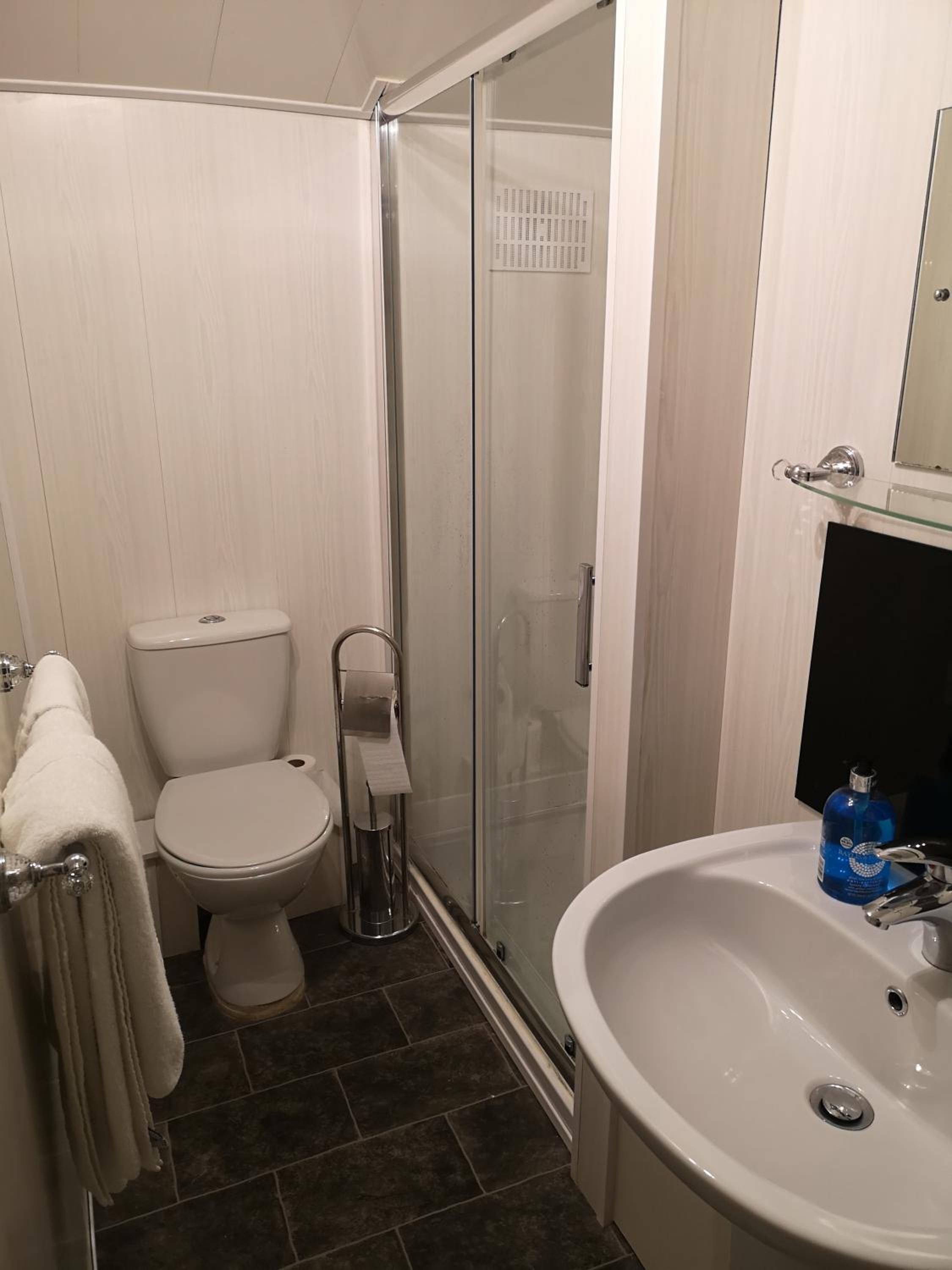 Single Room photo 3