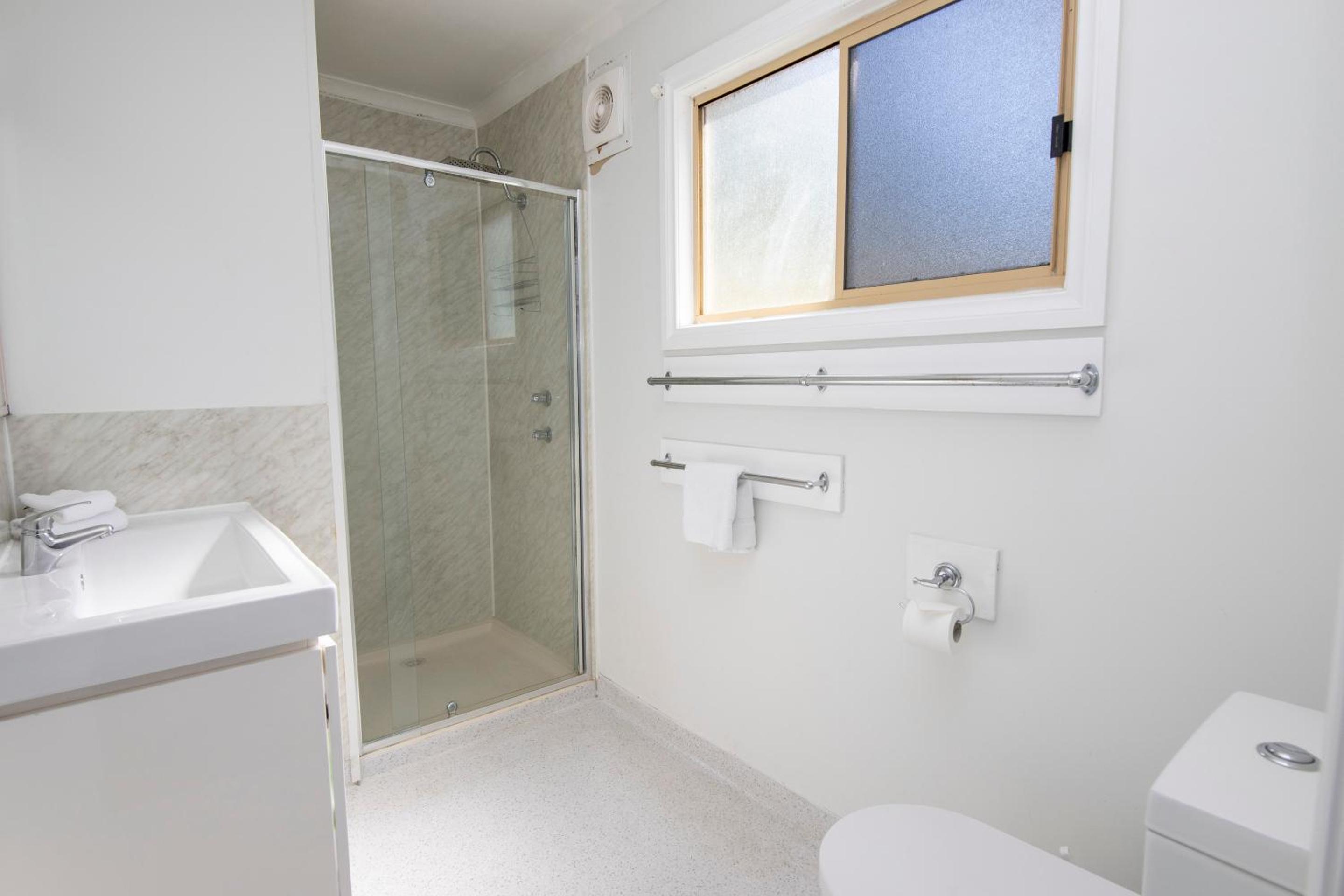2 Bedroom Standard photo 3