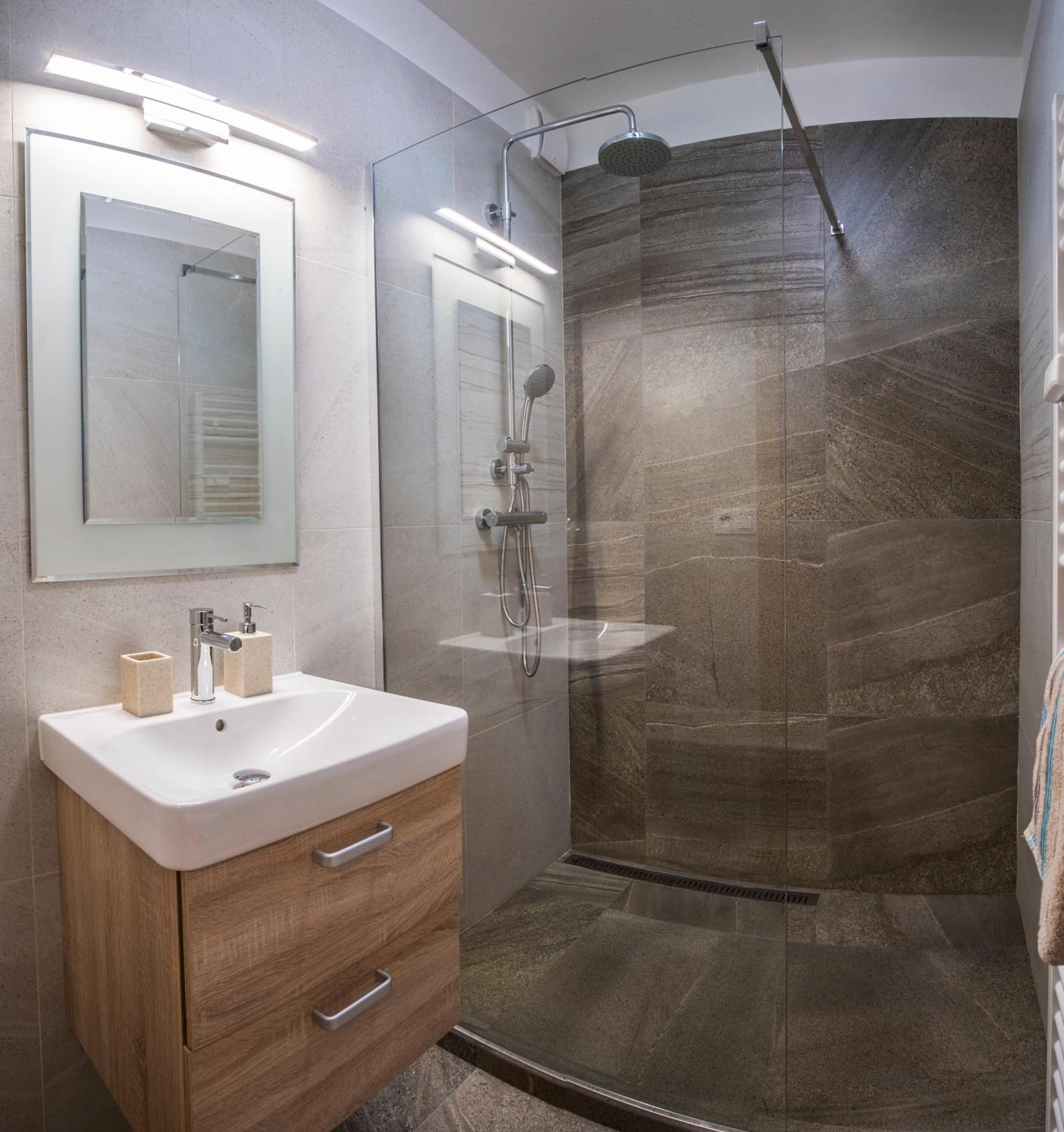 Two-Bedroom Apartment - Photo 14