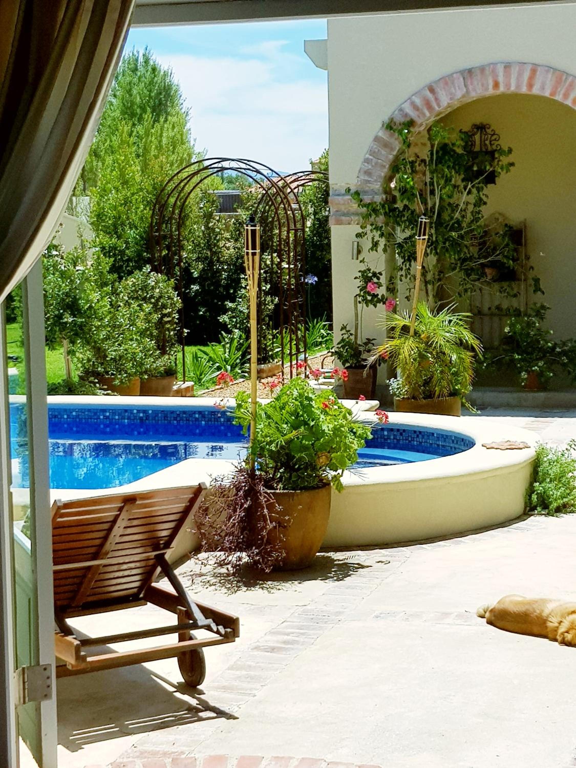 Villa photo 2