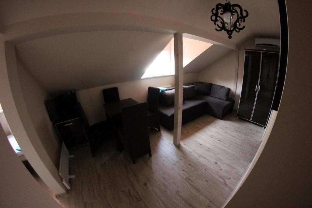 Family Room photo 1
