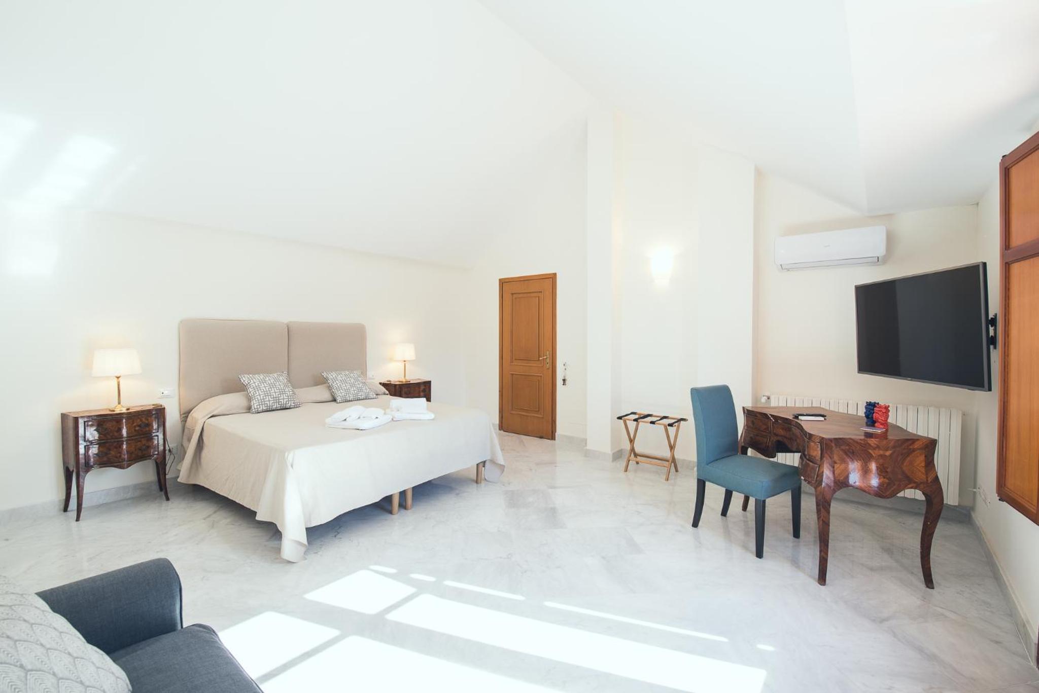 Quarto King com Banheira de Hidromassagem