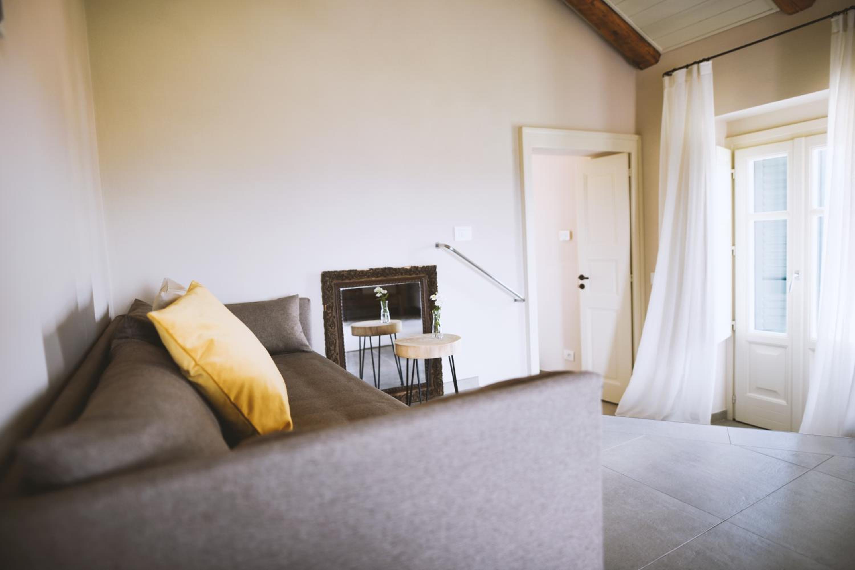 Junior Suite with Garden View photo 3