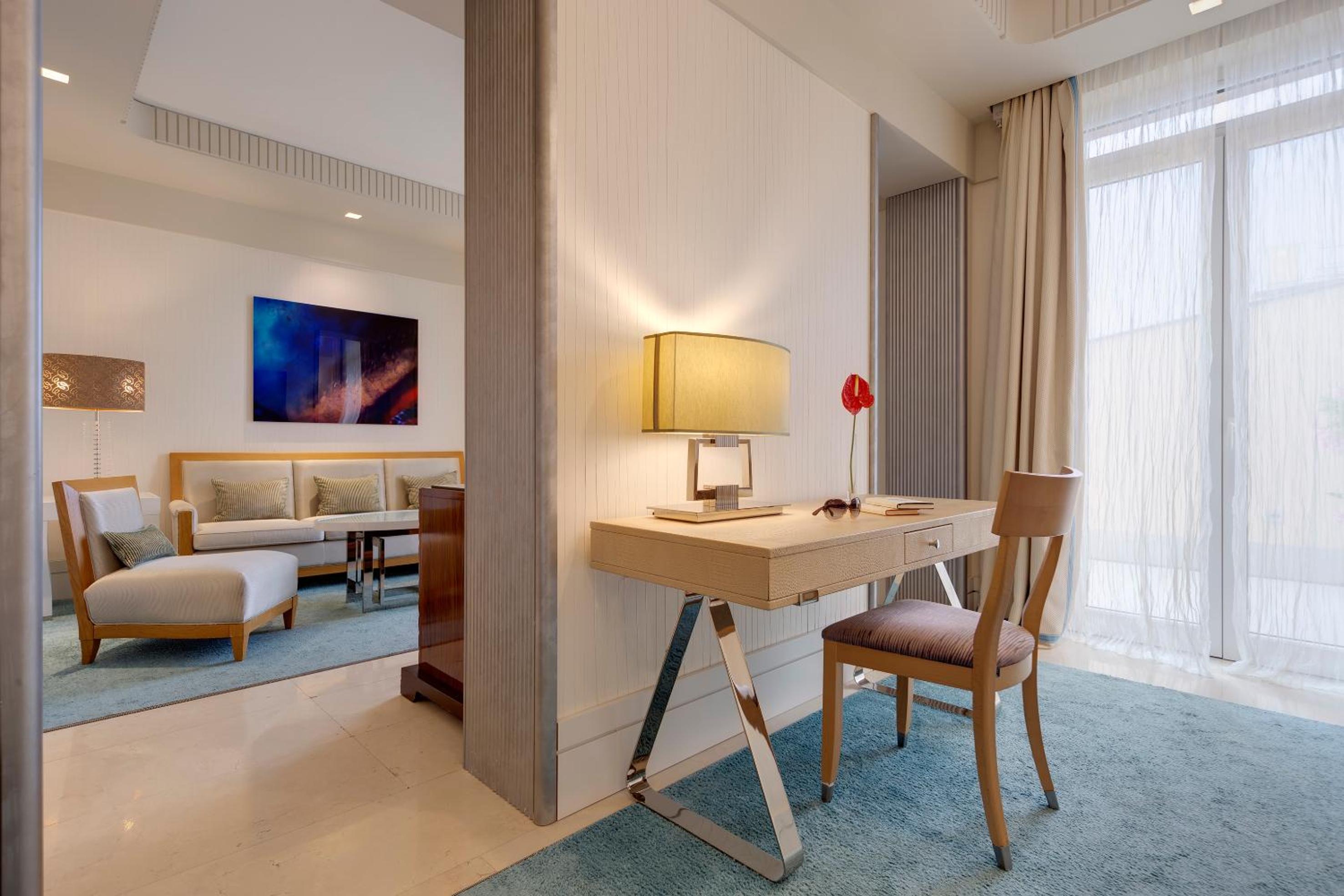 Presidential Suite with Terrace