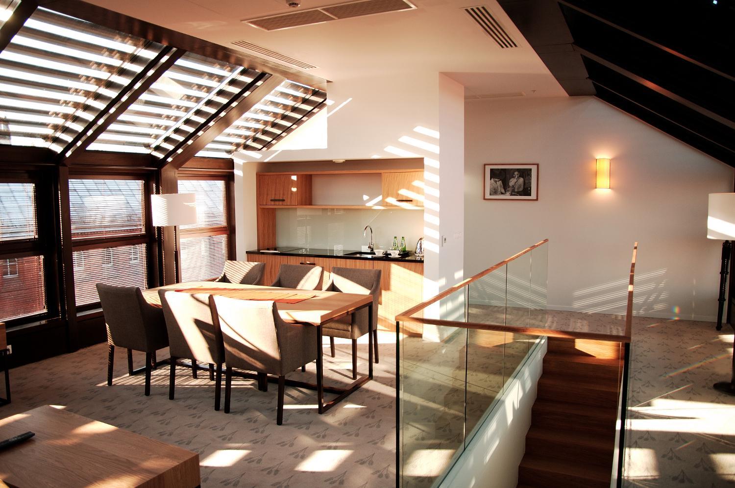Deluxe Suite - Photo 3