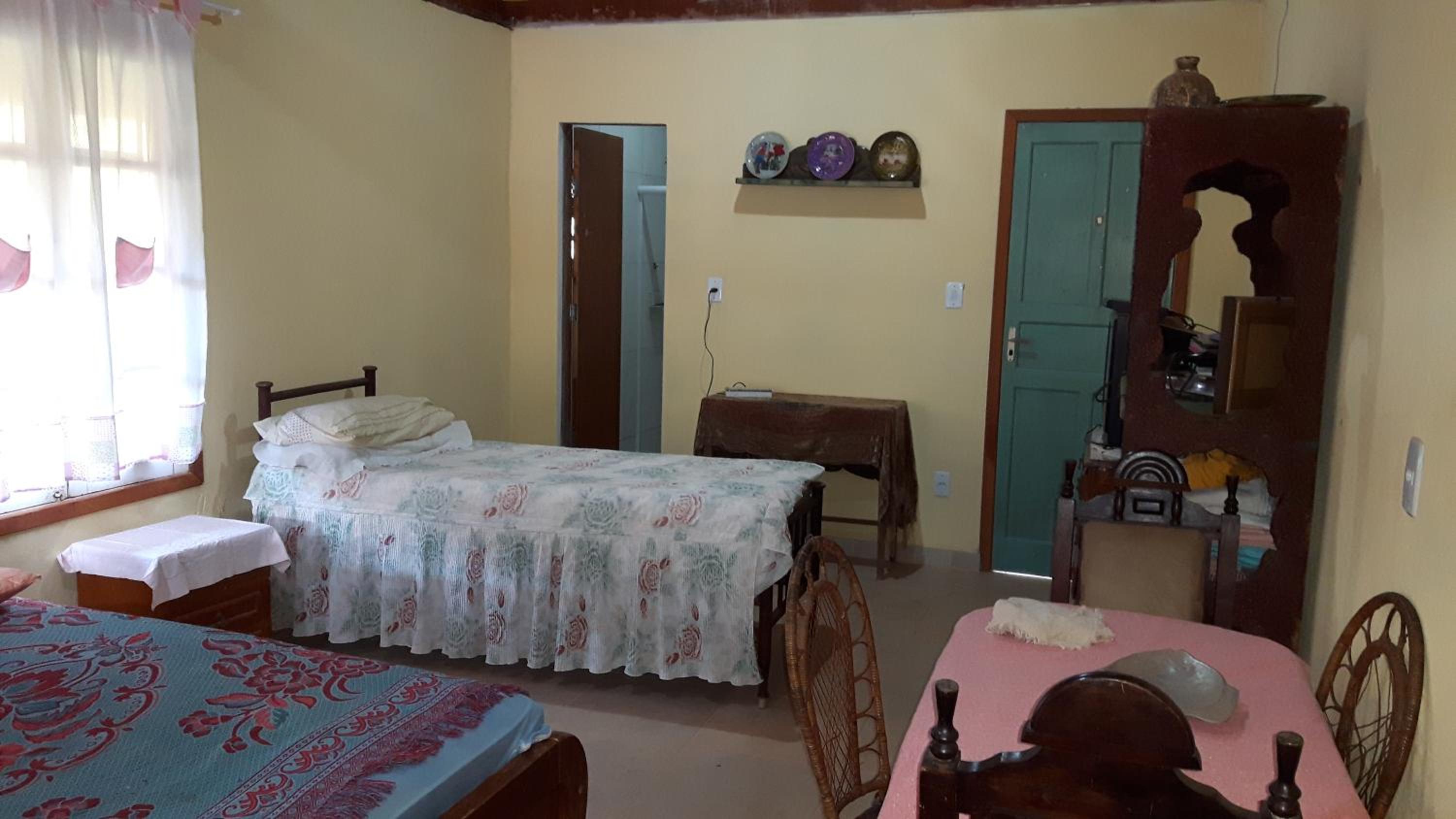 Family Room with Mountain View photo 3