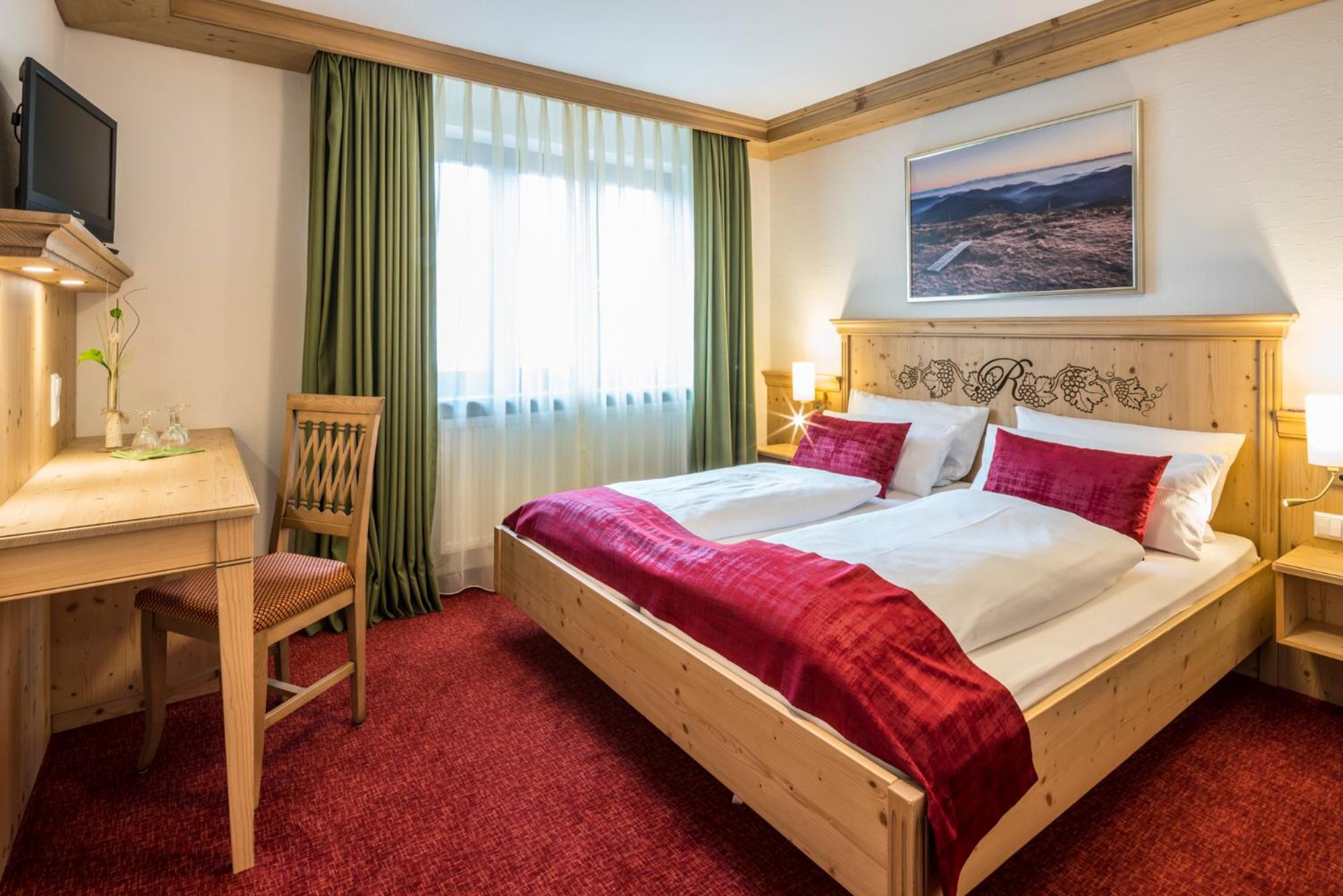 Comfort Triple Room with Shower - Photo 3