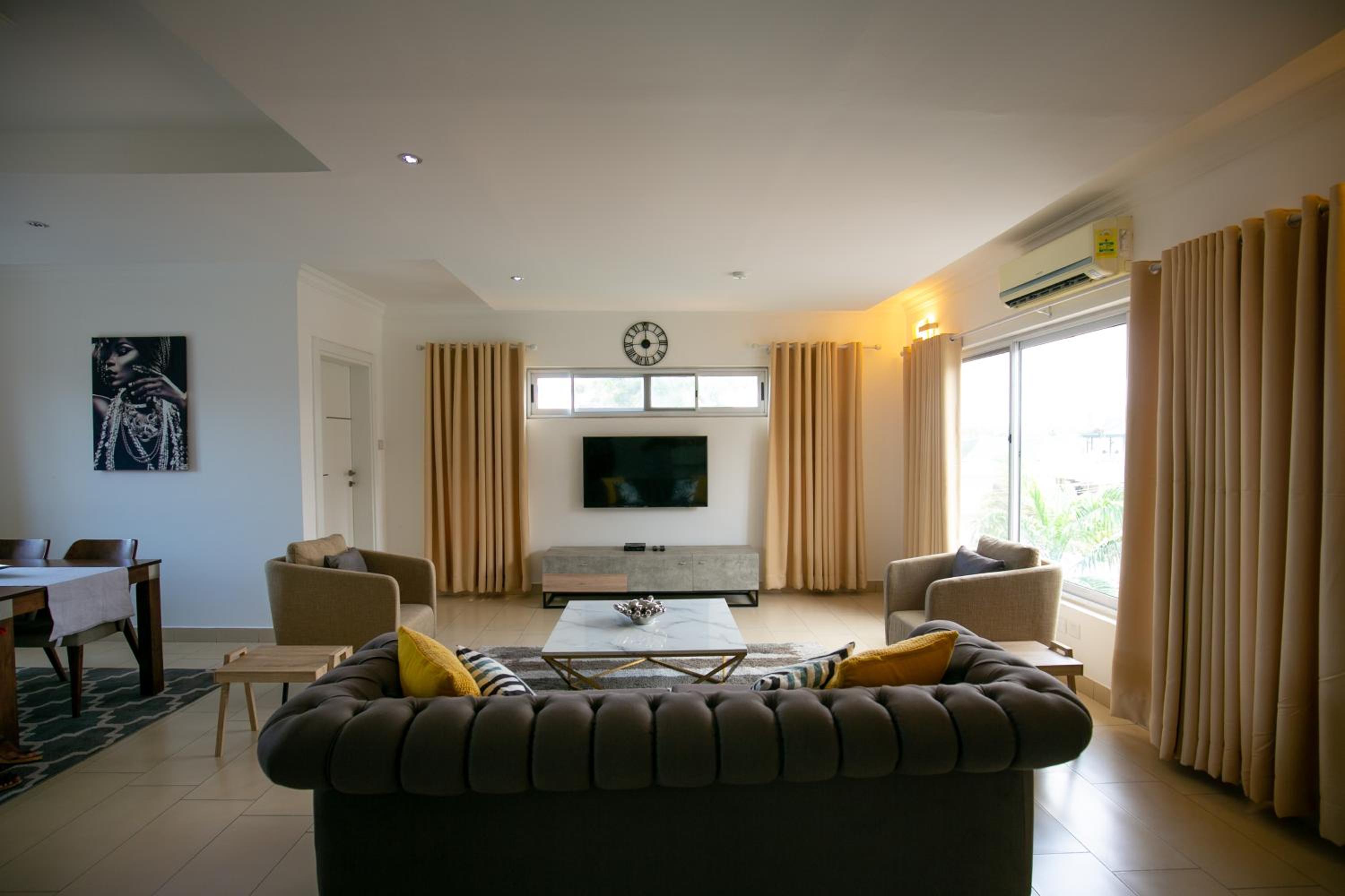 Apartment photo 1