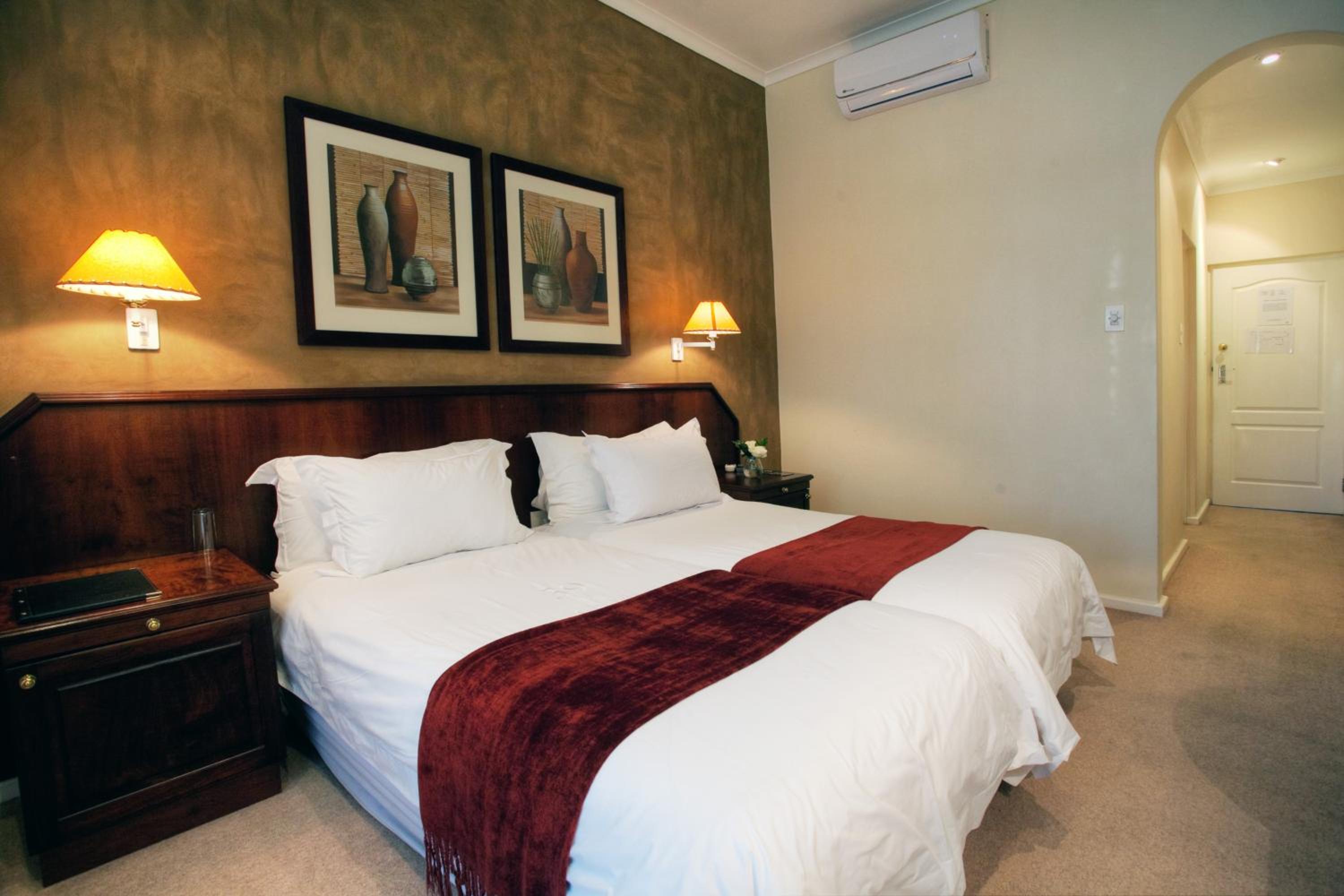 Deluxe Twin Room photo 1