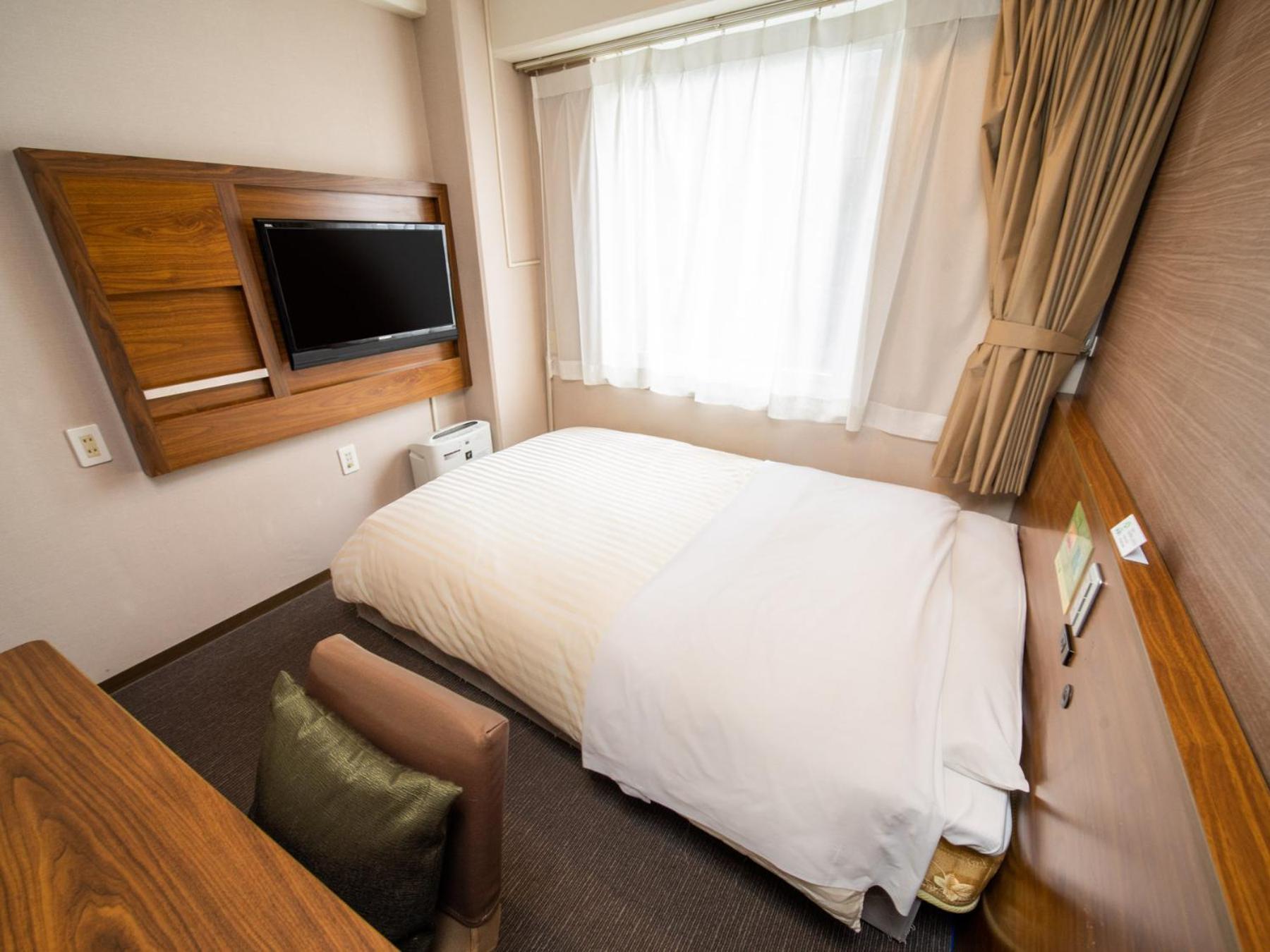 Double Room with Small Double Bed - Non-Smoking - Photo 1