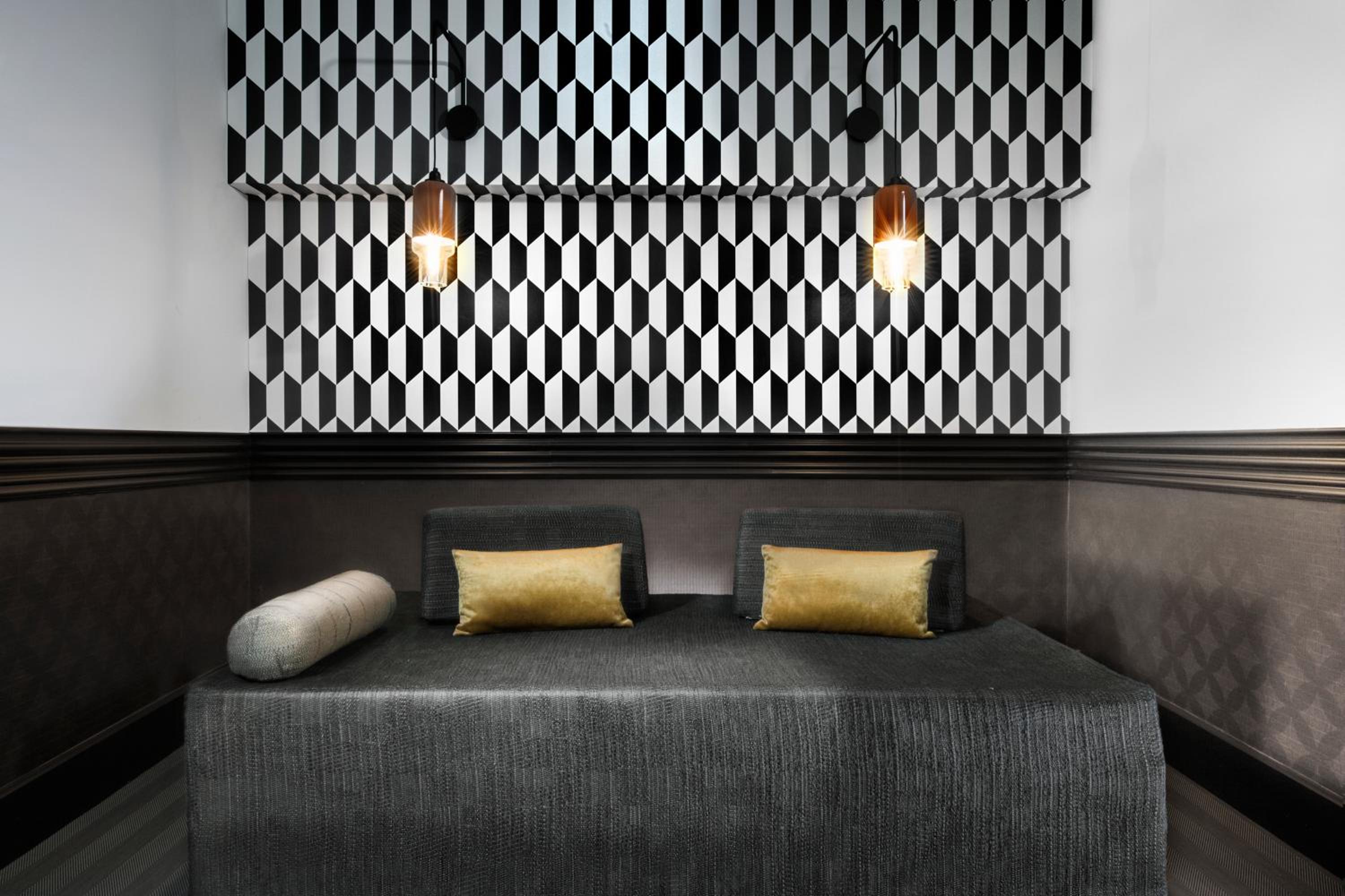 Superior Apartment - Separate Building thumbnail 5