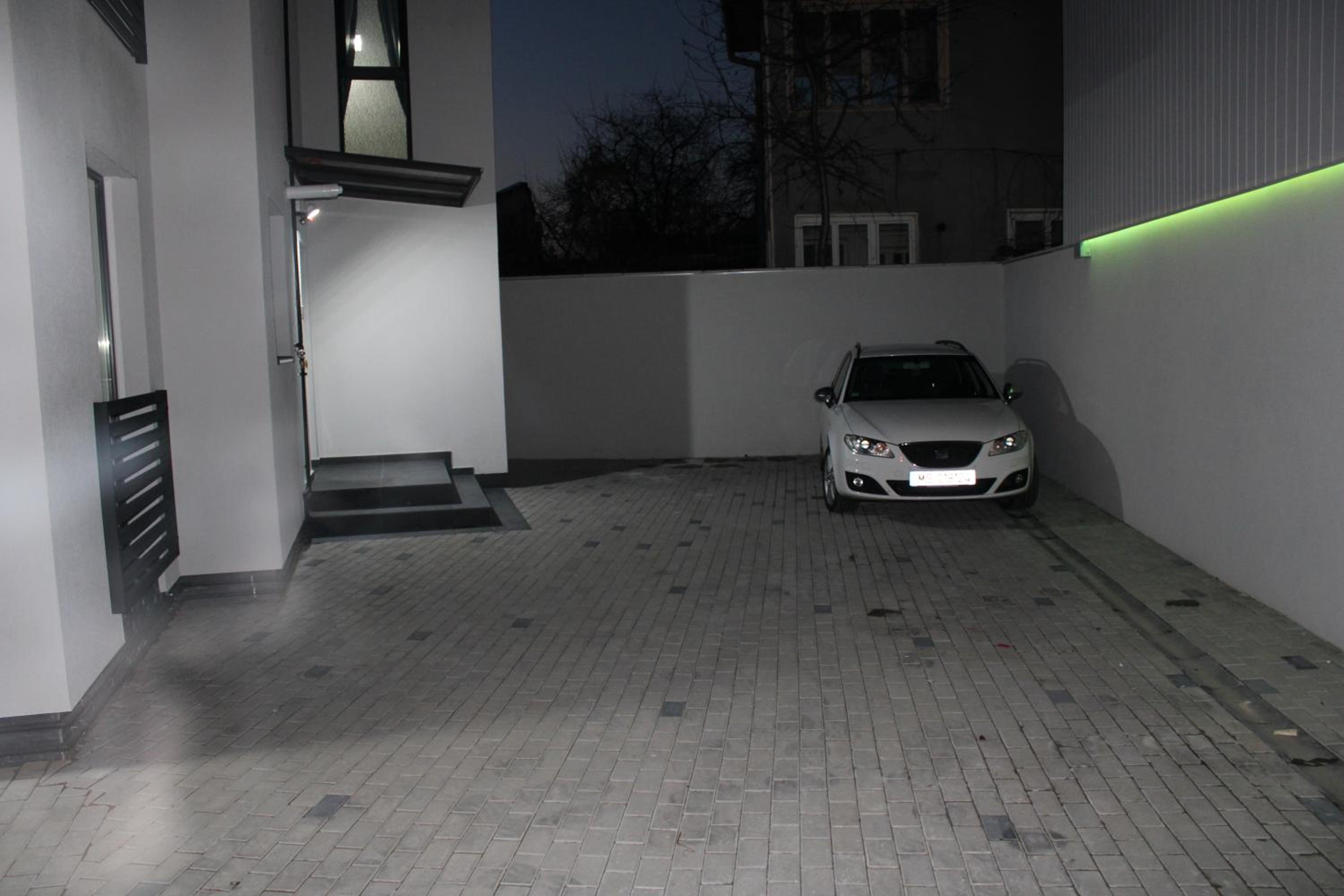 Apartment - Photo 17