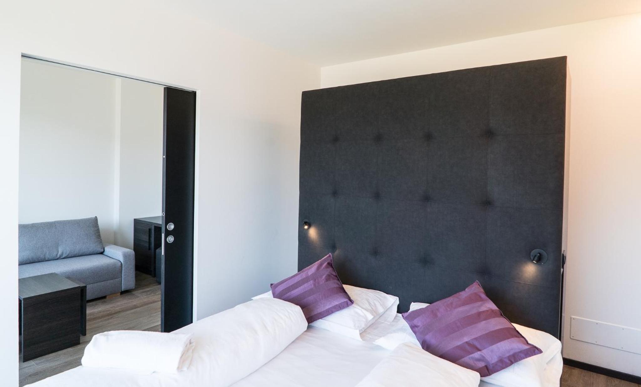 Deluxe Family Suite - Photo 1