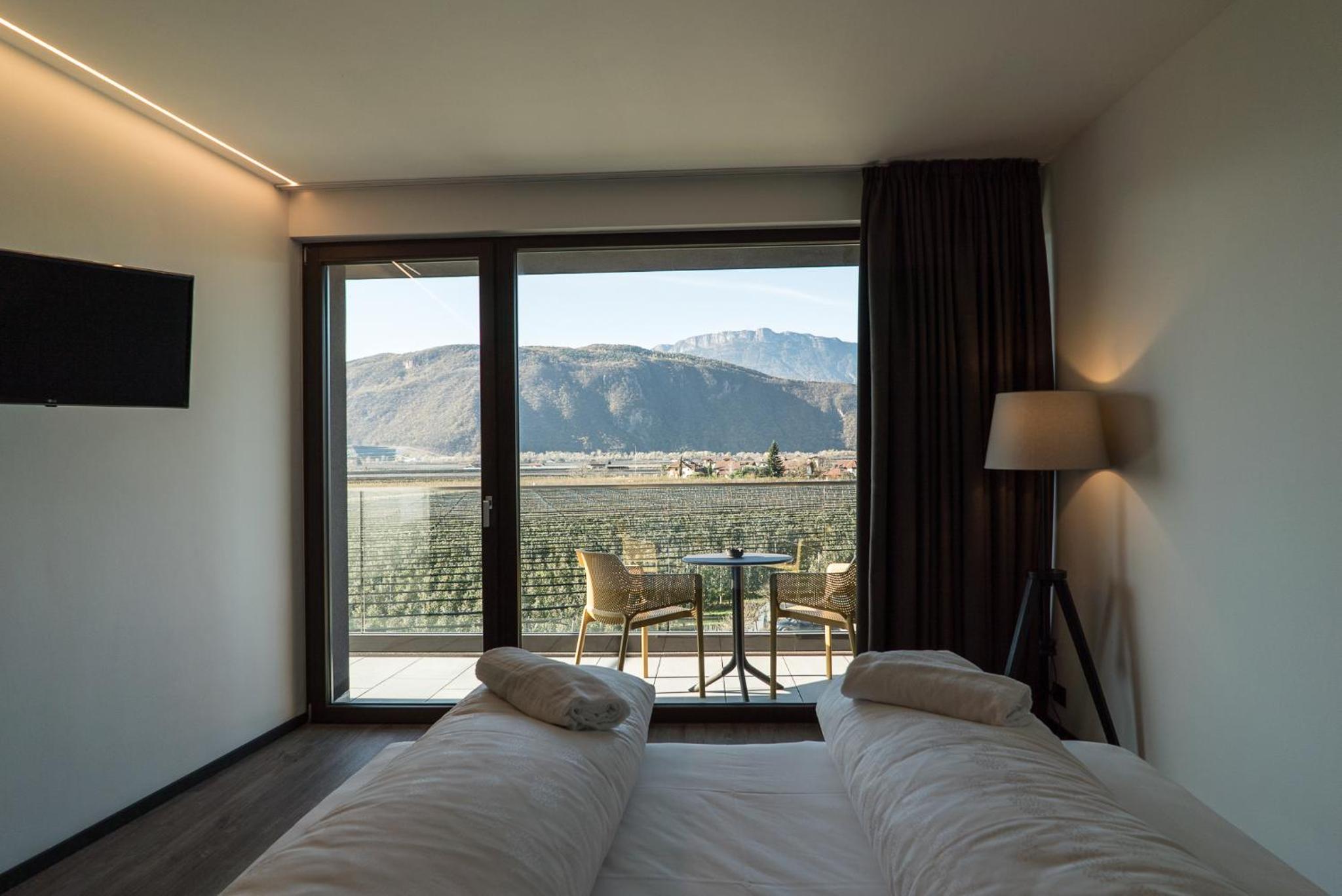 Deluxe Double or Twin Room with Garden View - Photo 3