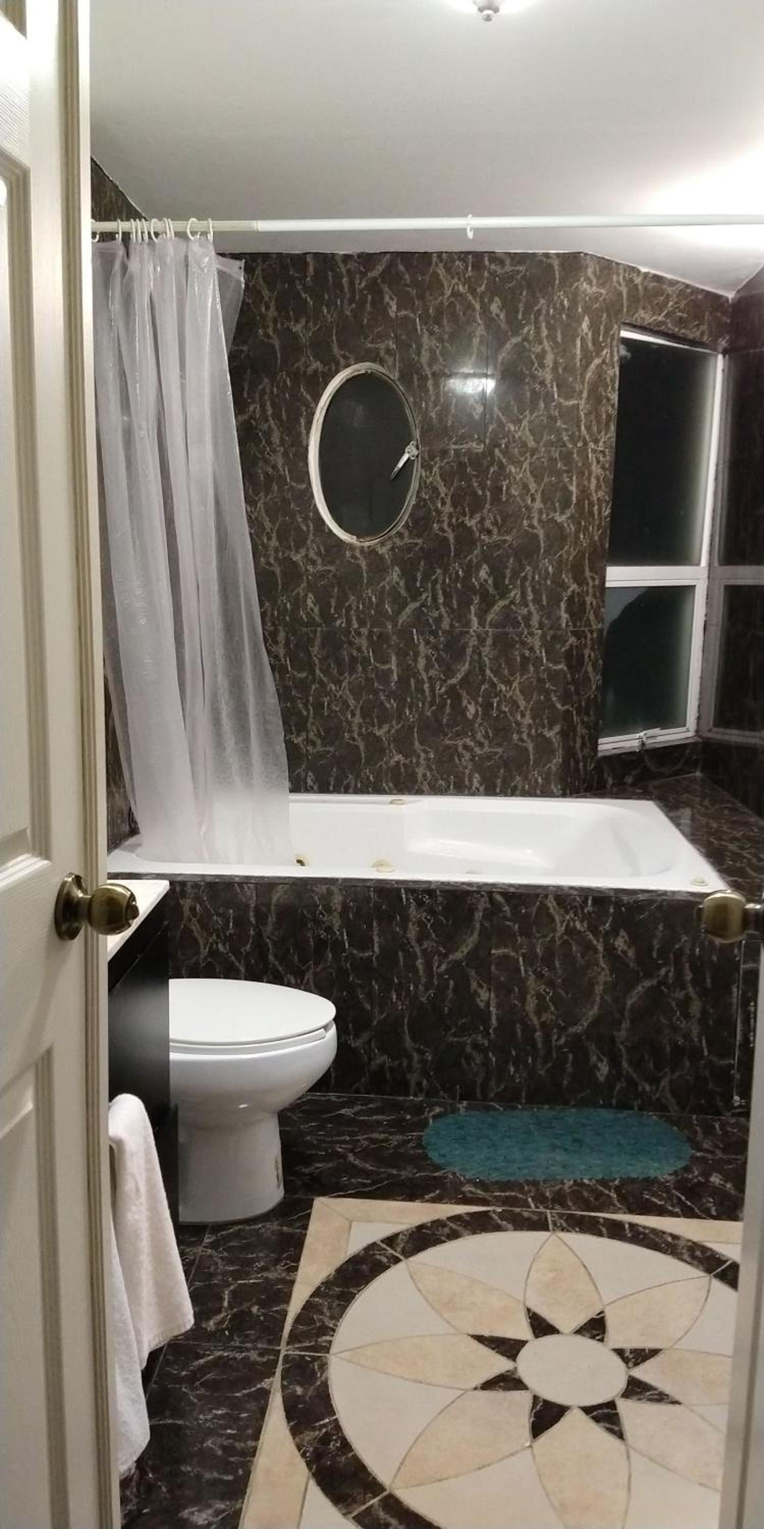 Studio with Spa Bath - Photo 2