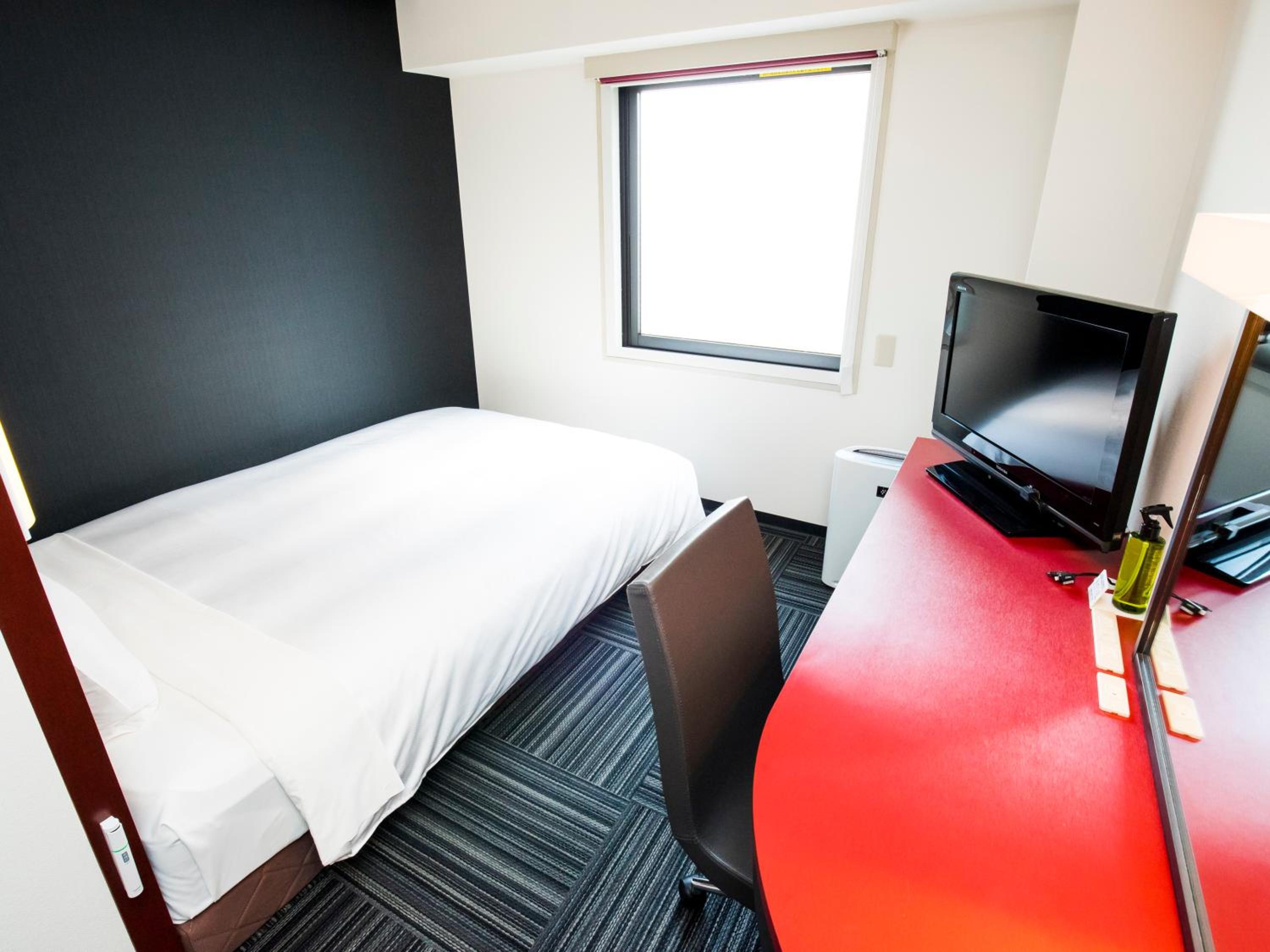 Double Room - Non-Smoking  photo 2