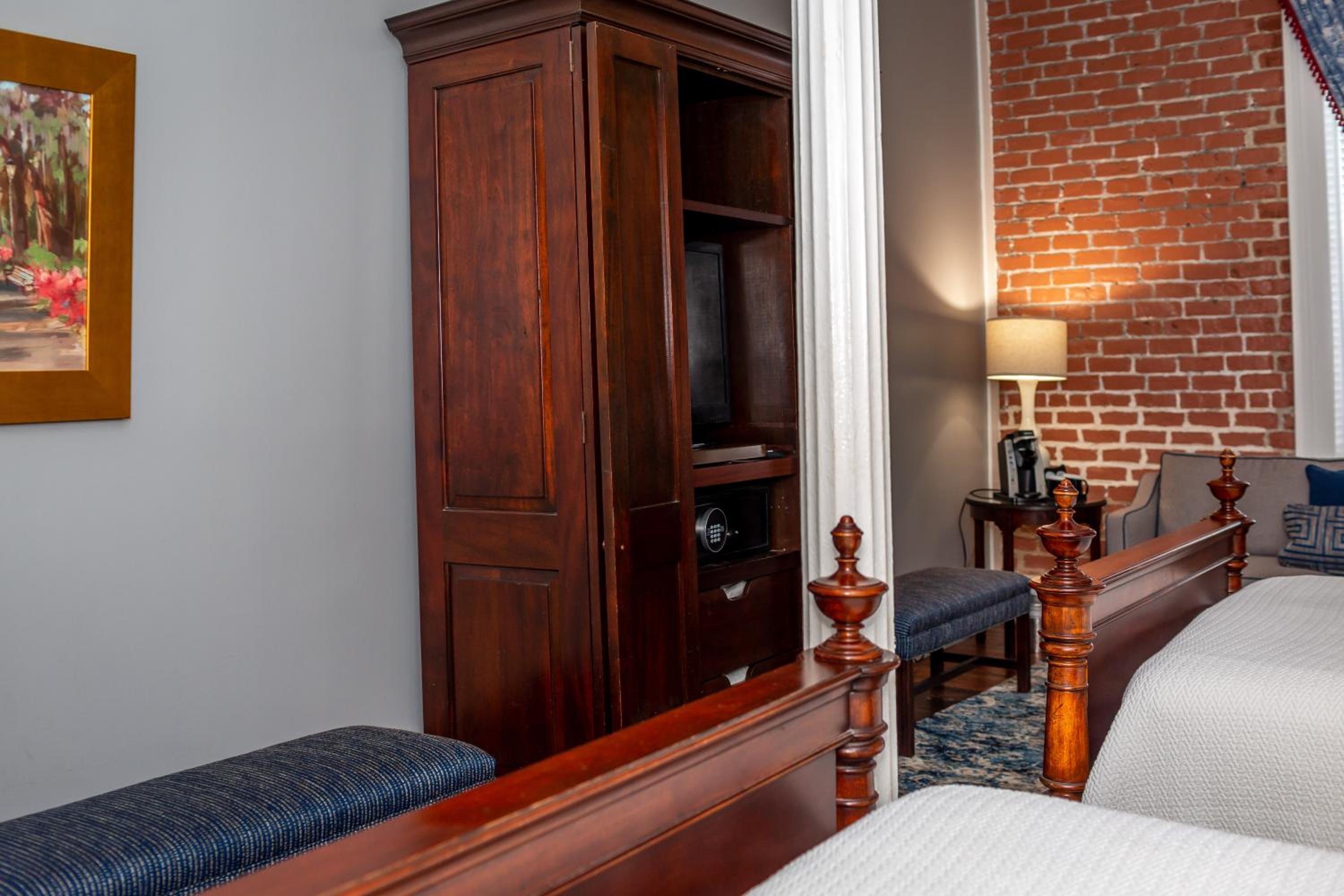 King Room - Disability Access photo 1