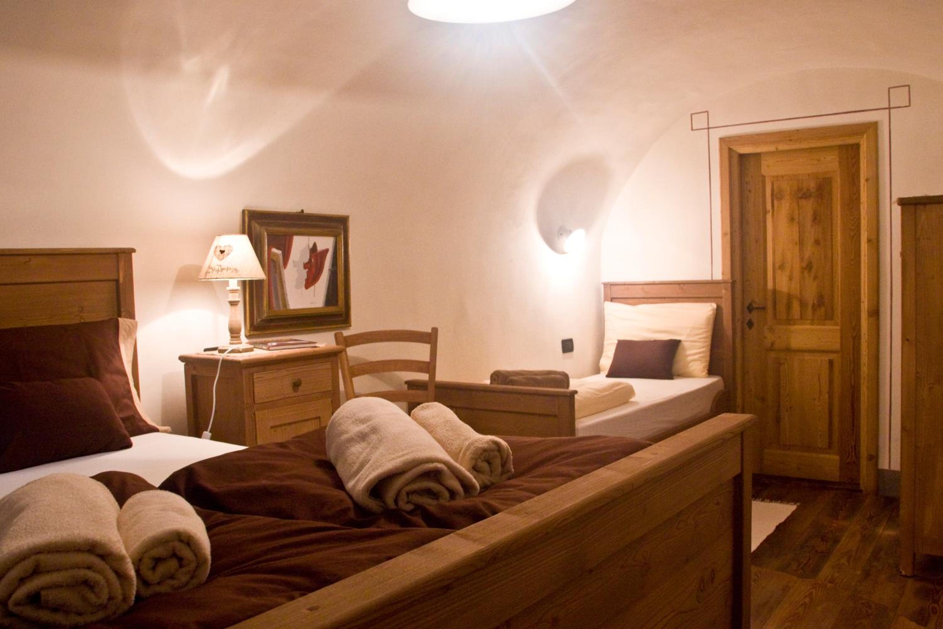 One-Bedroom Apartment (3 Adults)