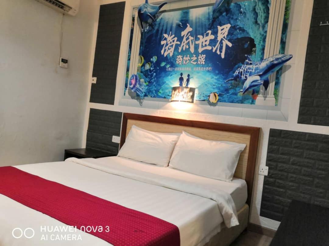 Deluxe Queen Room - Photo 3