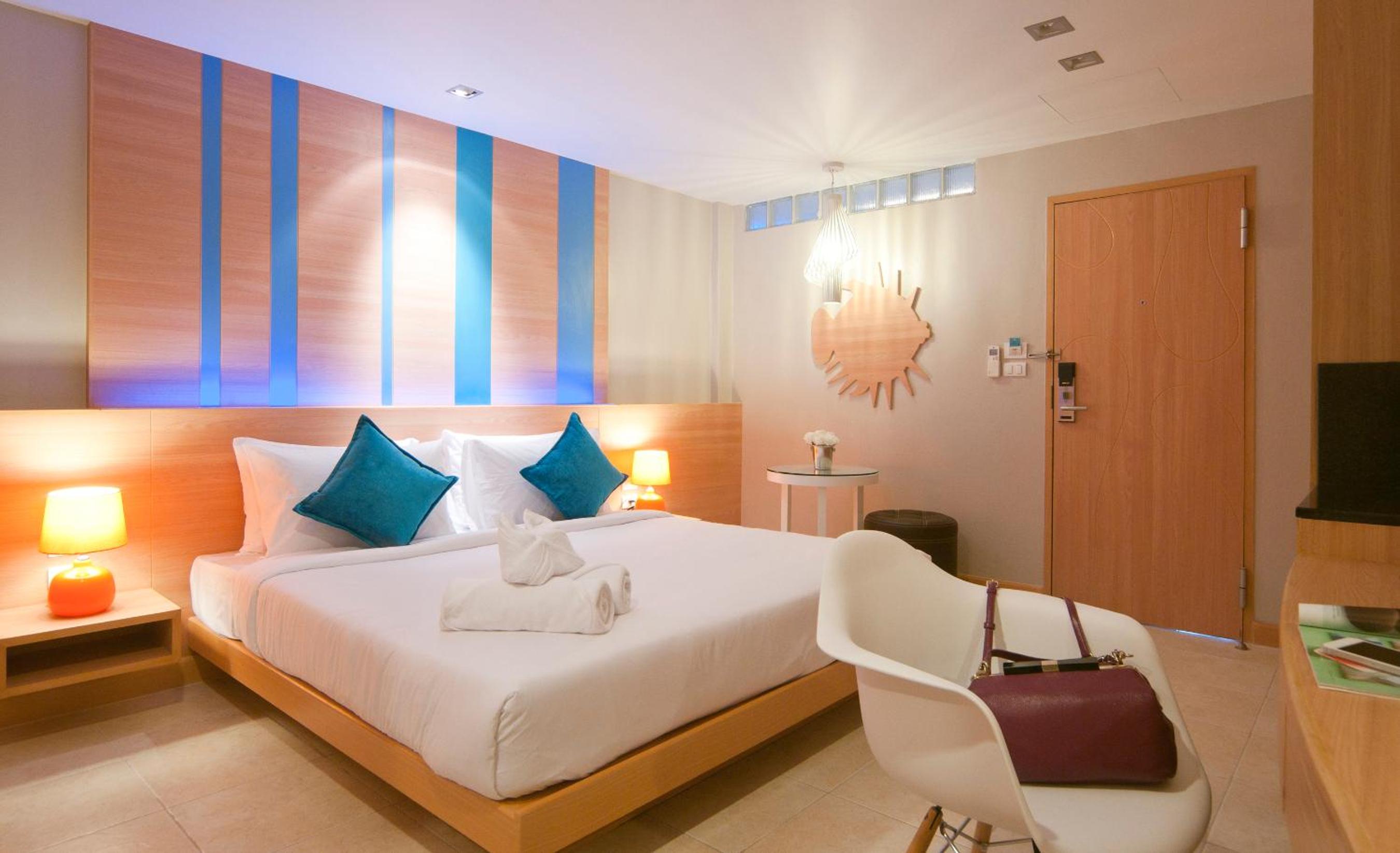 Economy Twin Room photo 2