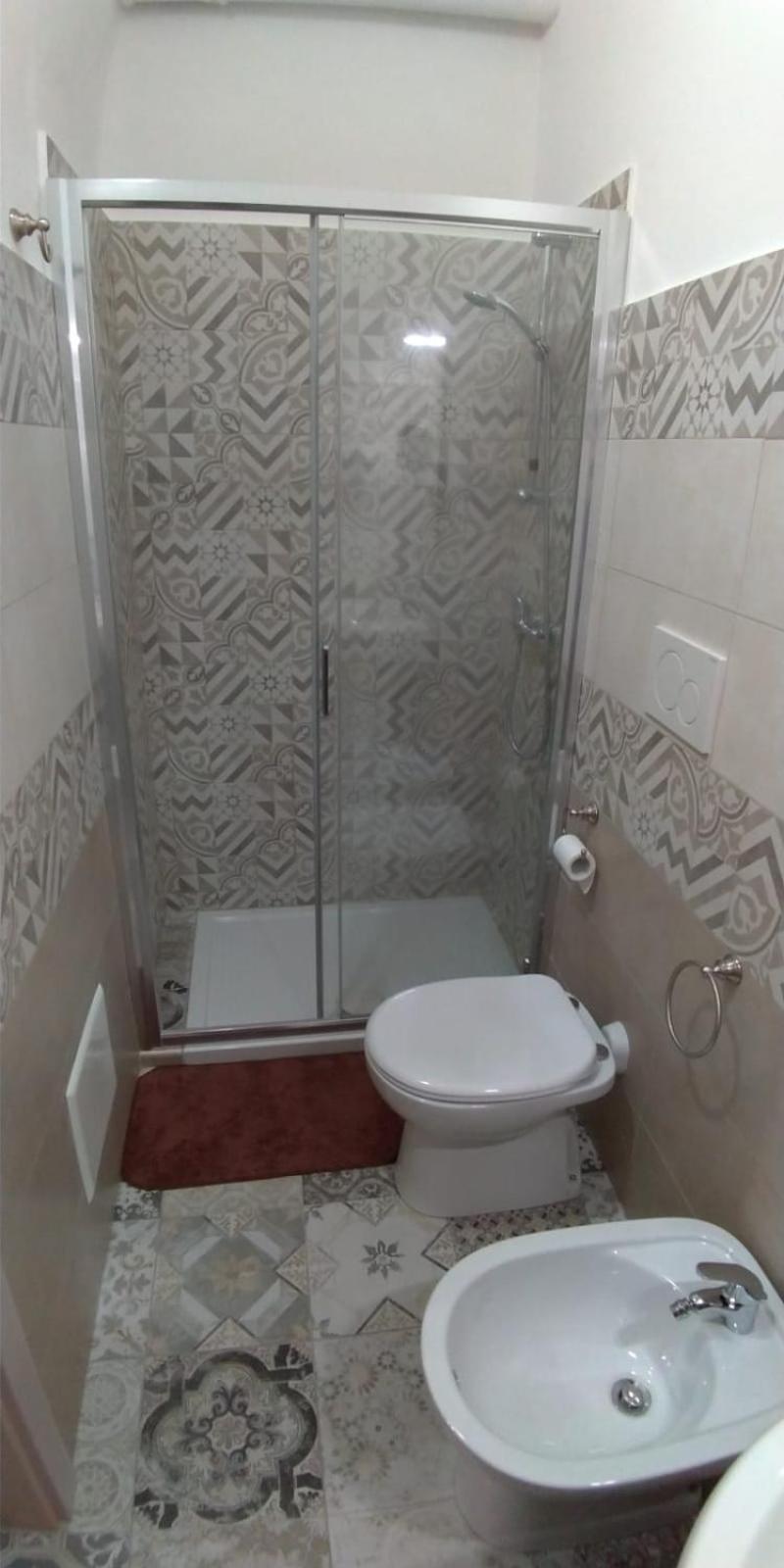 Triple Room with Private Bathroom - Photo 14