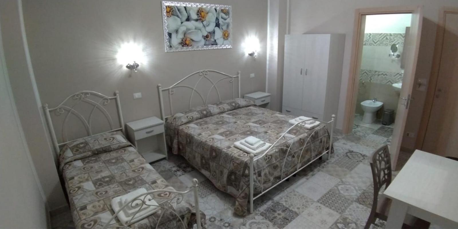 Triple Room with Private Bathroom