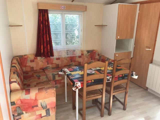 Mobile Home - Photo 6