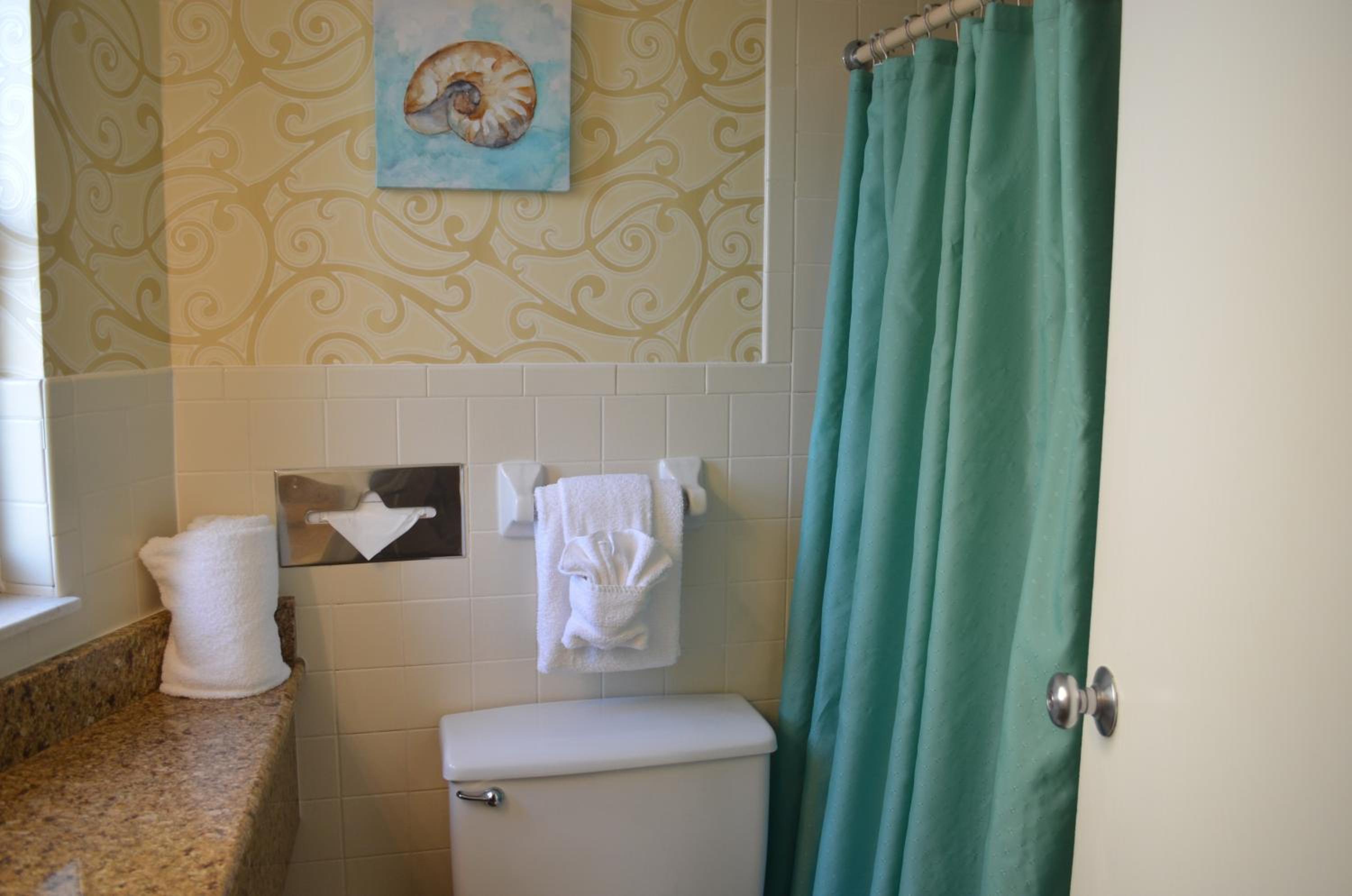 Standard Room with Two Double Beds - Non-Smoking - Photo 4