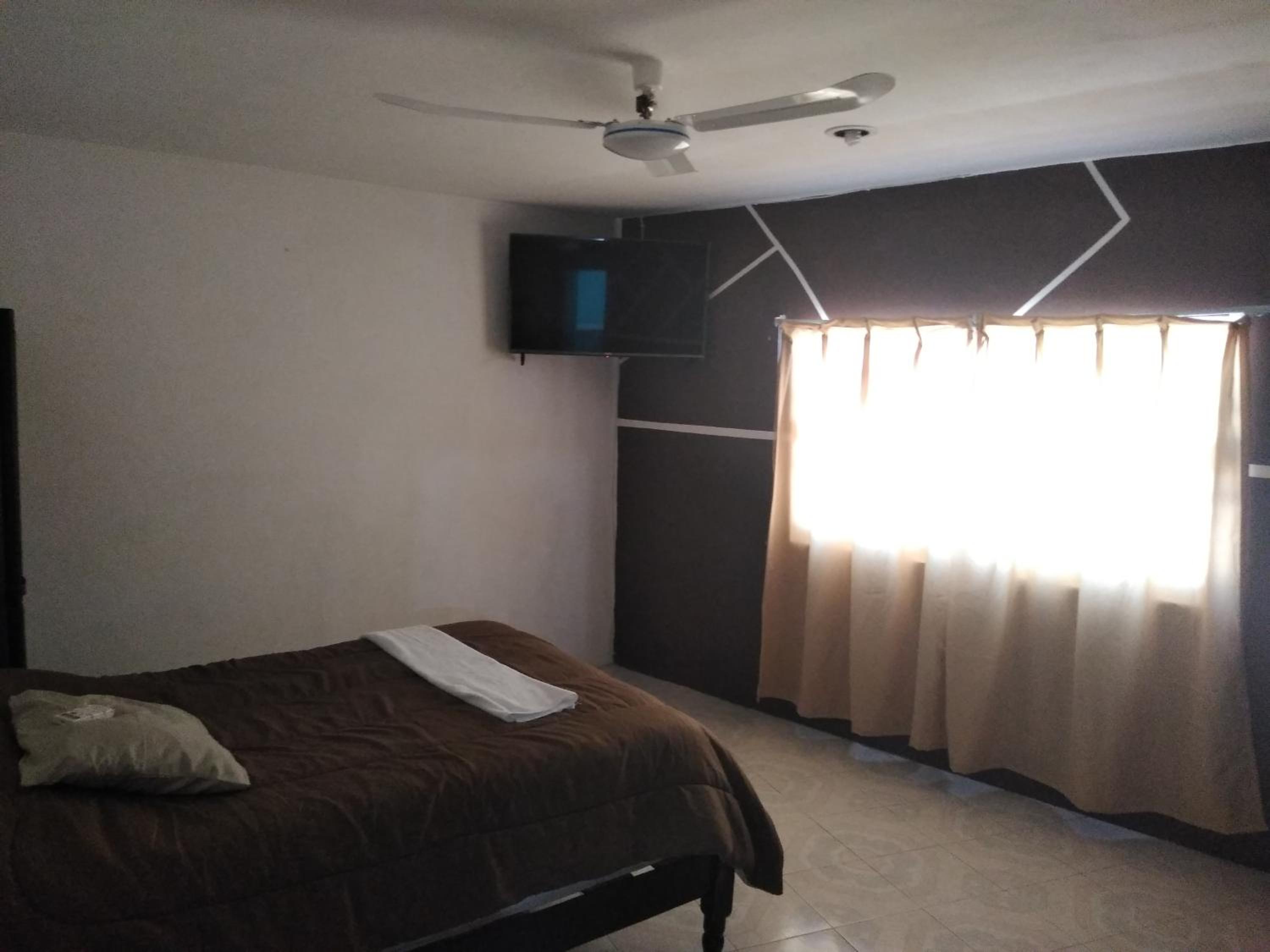 Double Room with Private Bathroom photo 2
