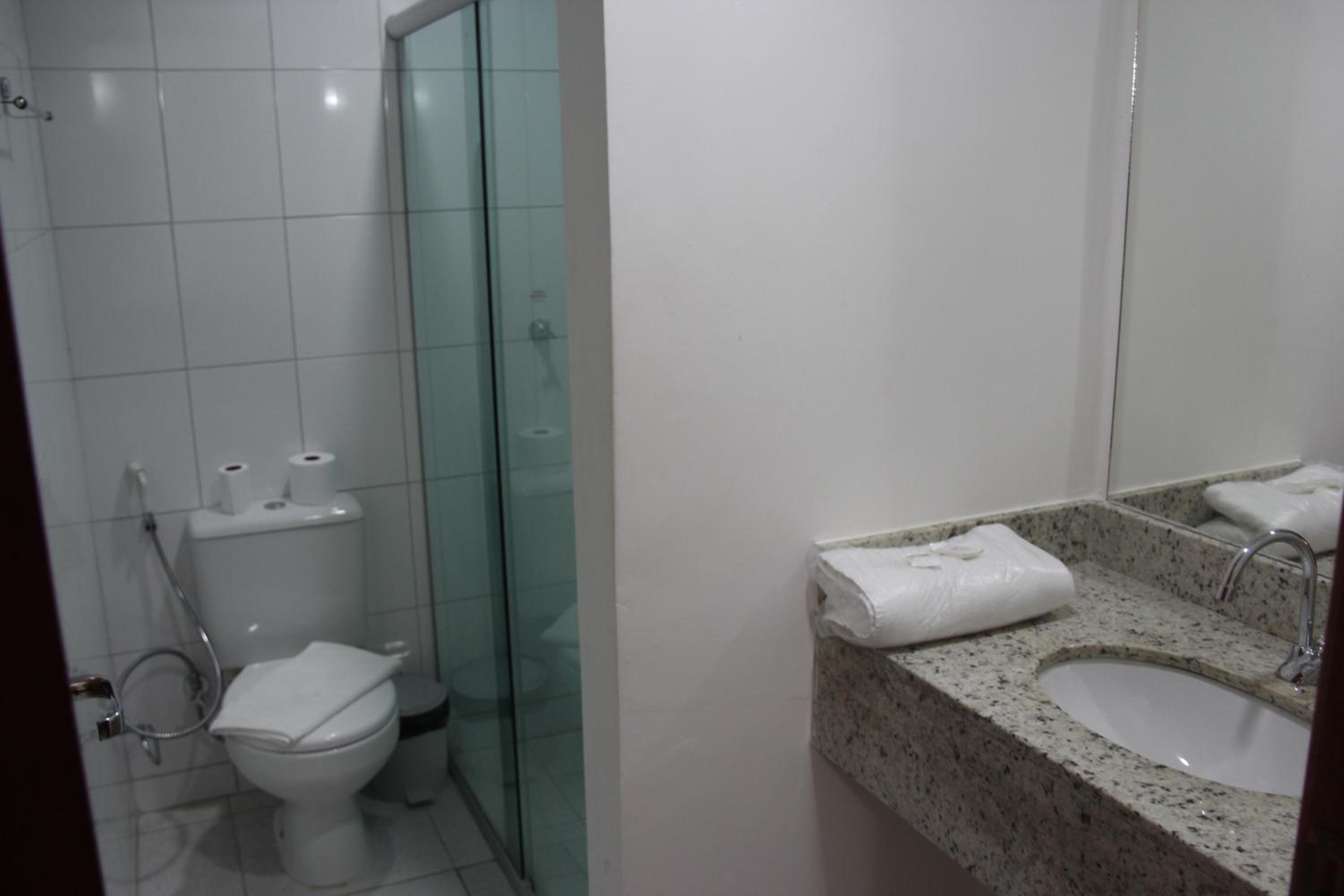 Standard Double Room - Photo 3