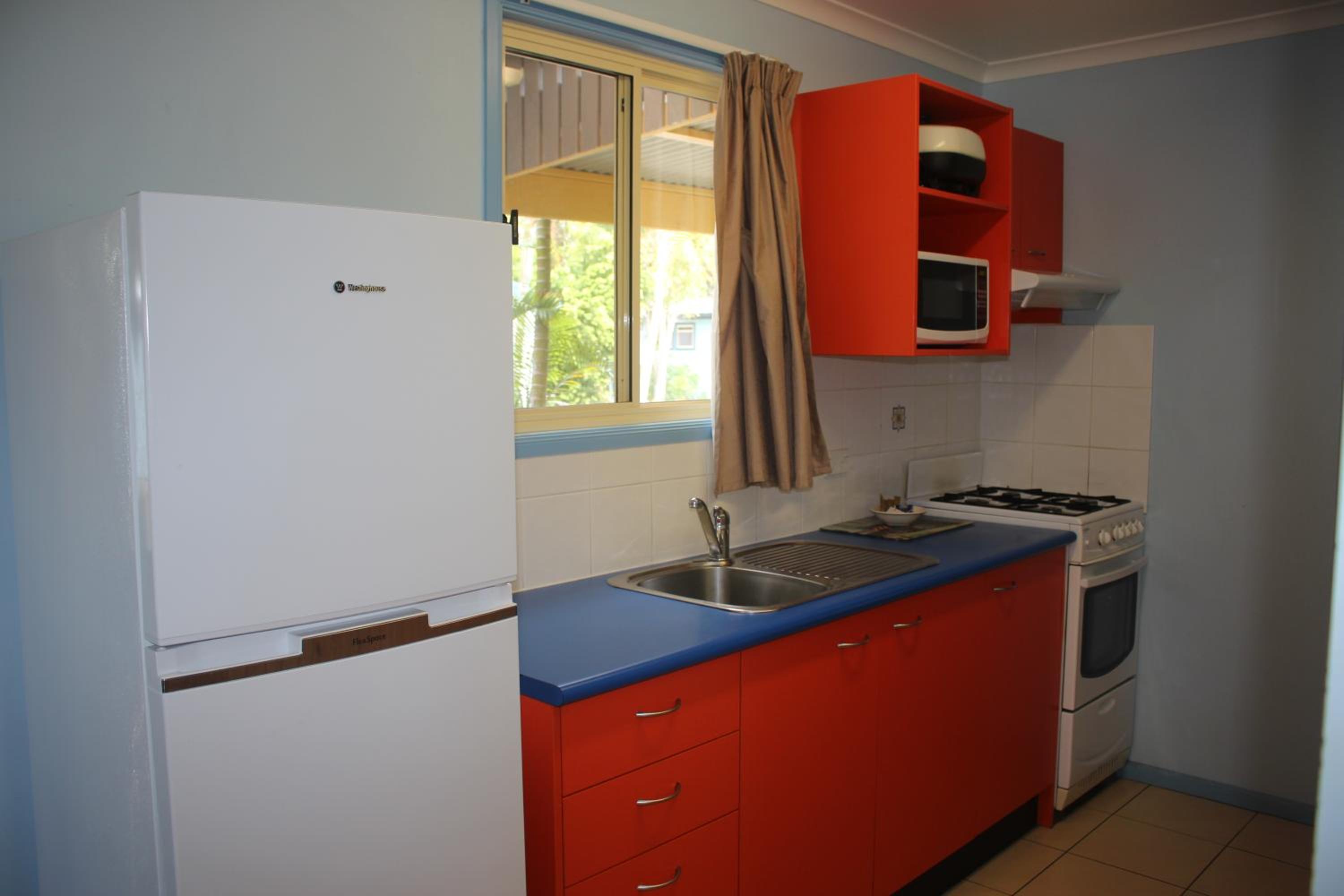 Family Cabin with Spa Bath photo 2