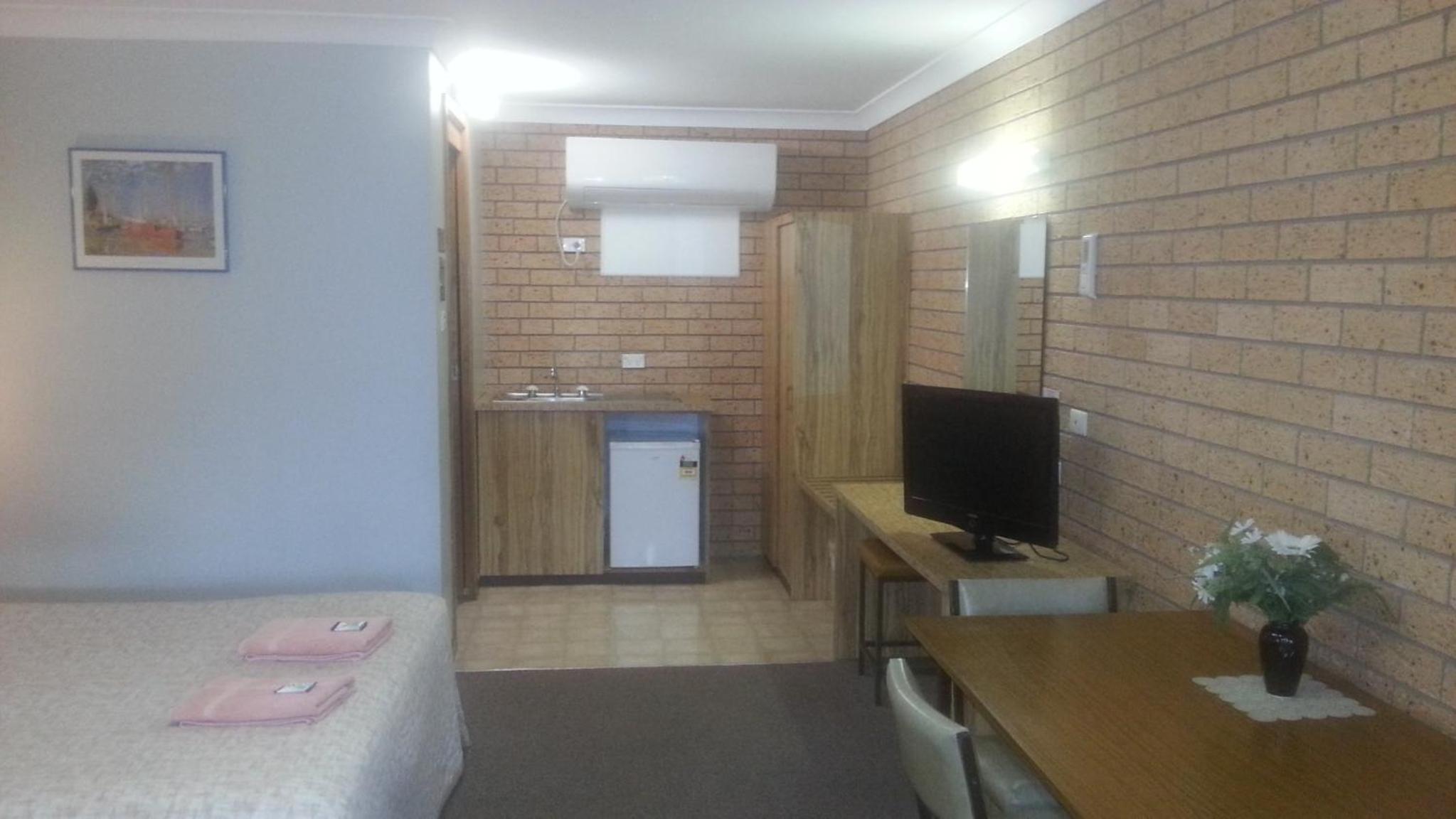Family Room photo 1