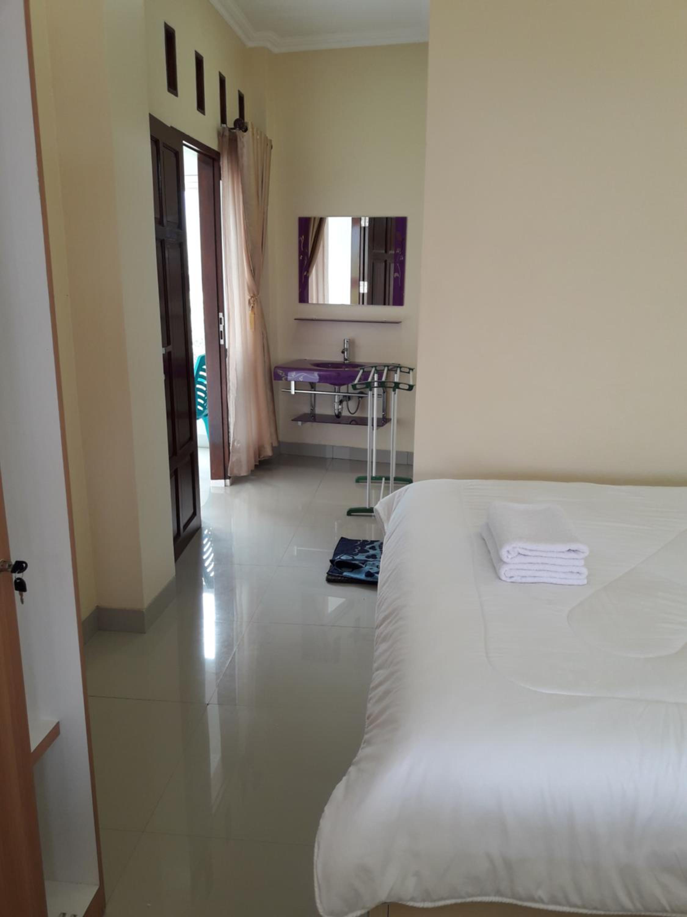 Deluxe Family Room - Photo 5