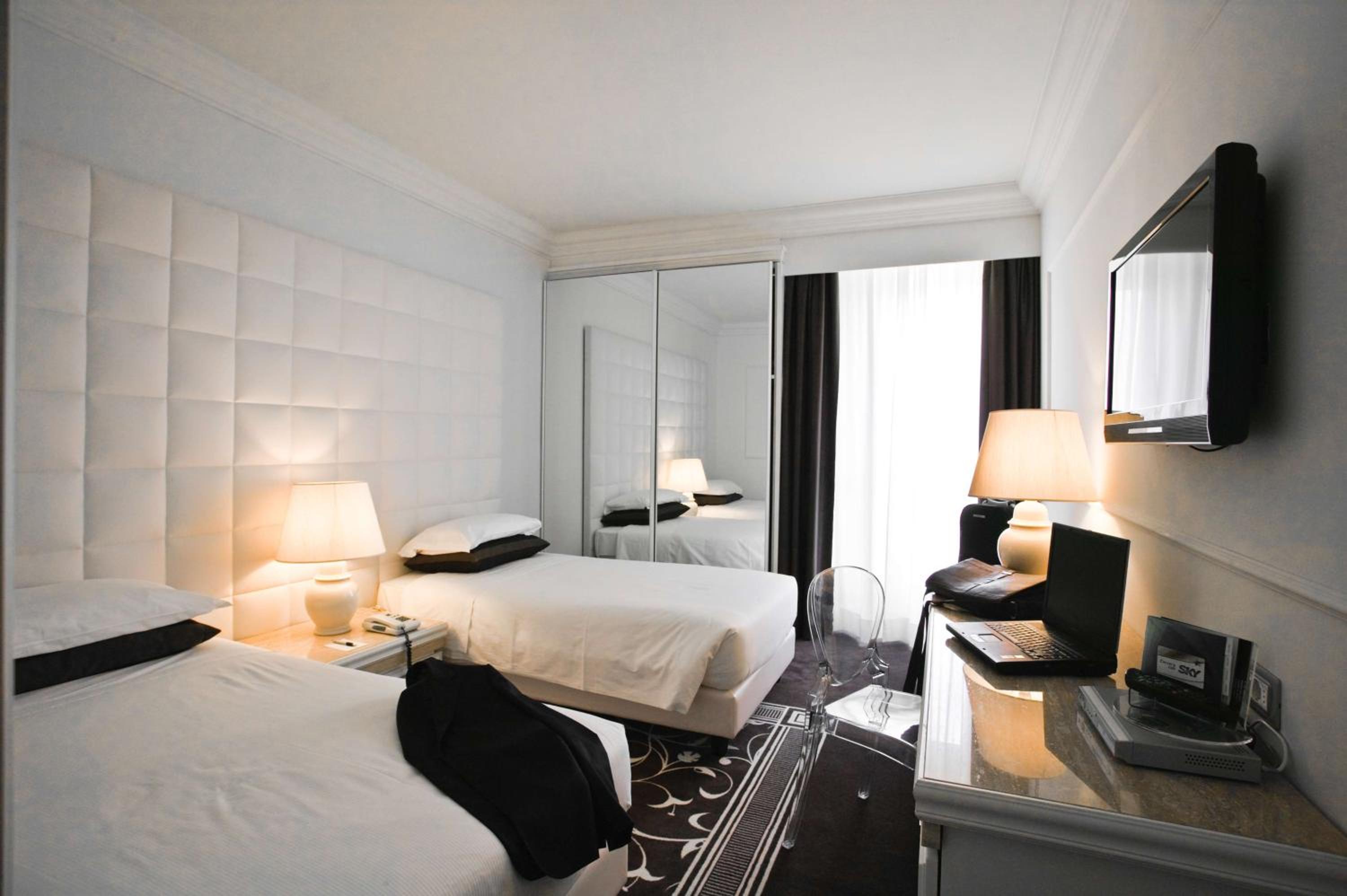 Comfort Twin Room - Non-Smoking
