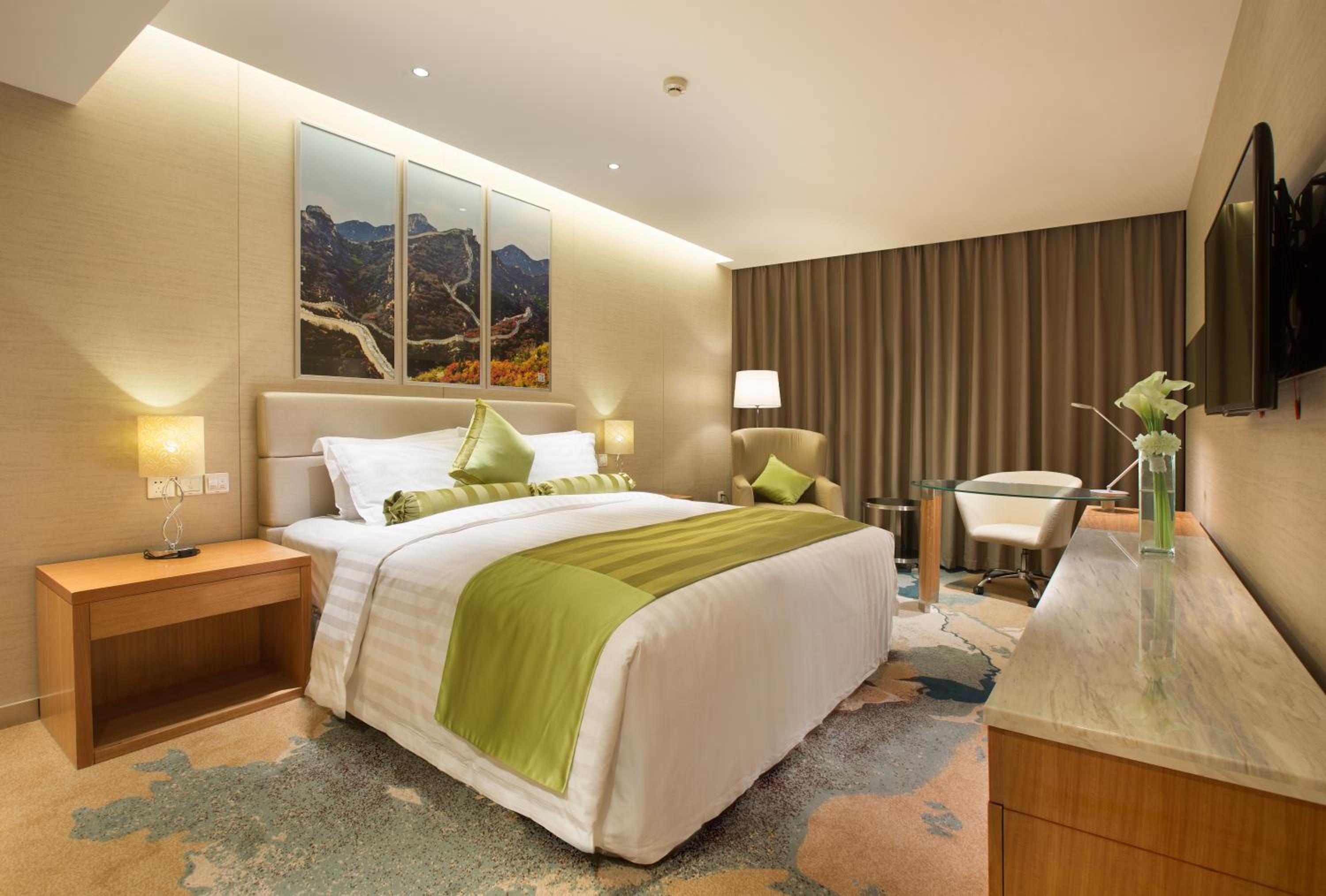 Metropark Suite photo 1