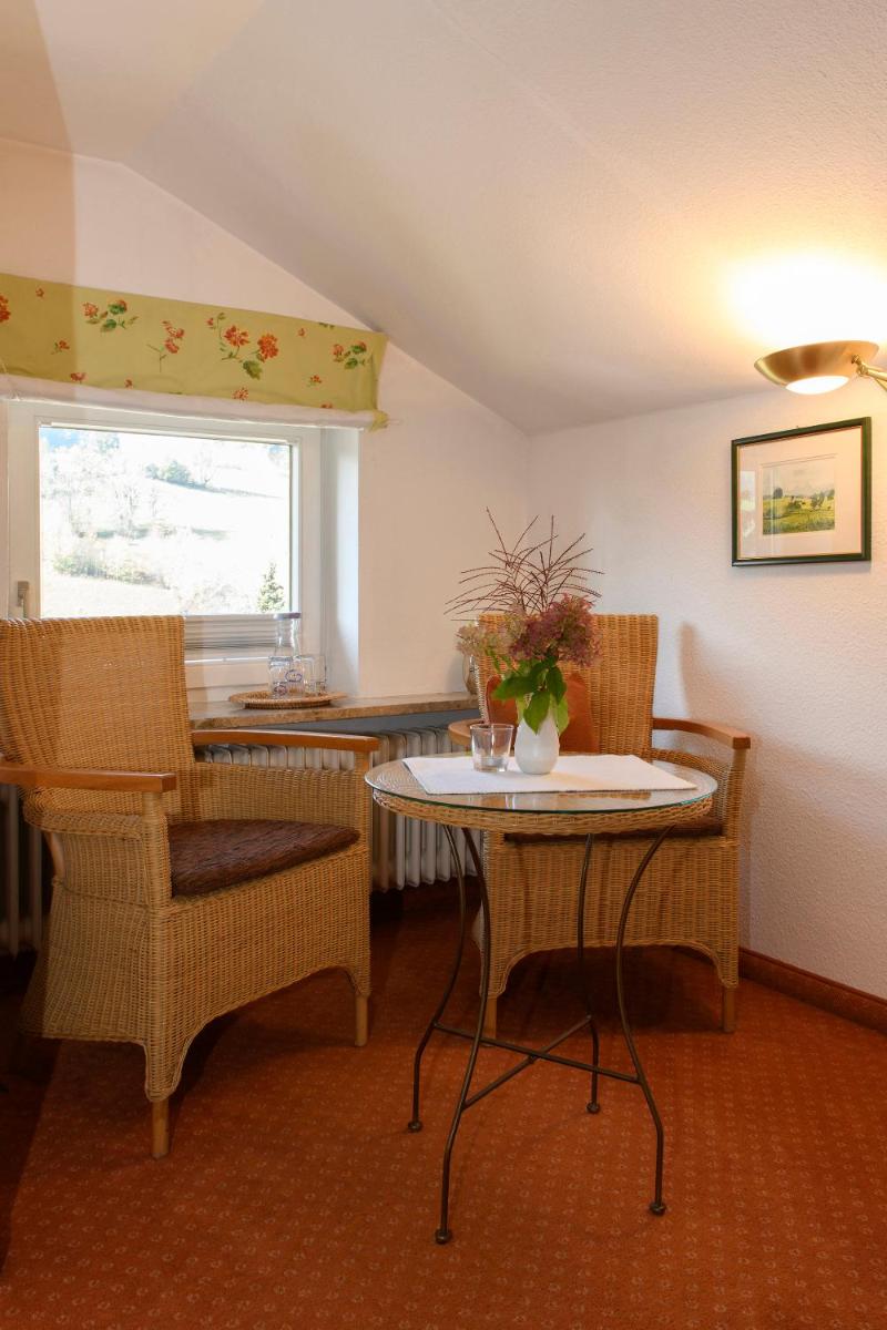Deluxe Double Room with Balcony photo 2