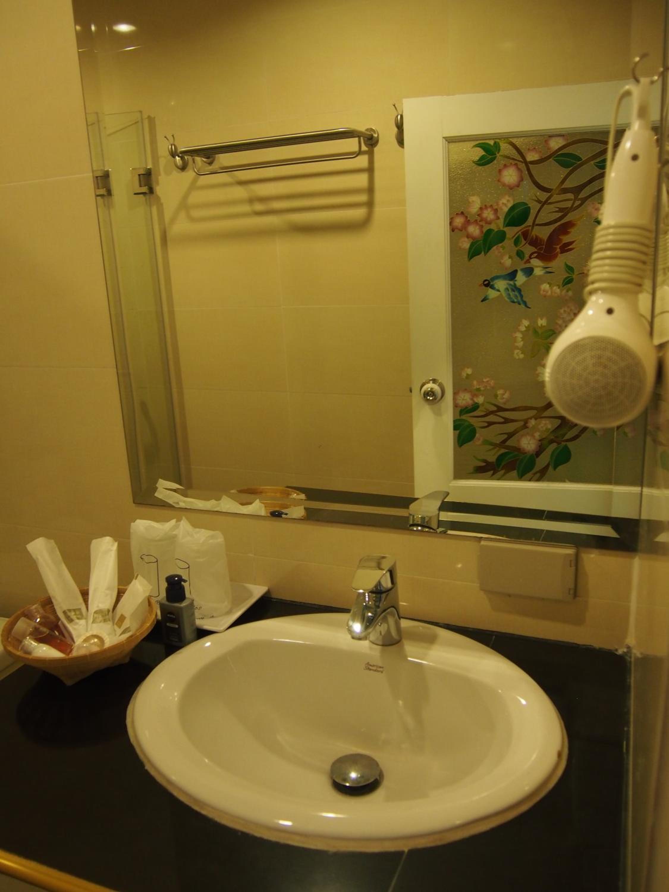 Double Room - Photo 8