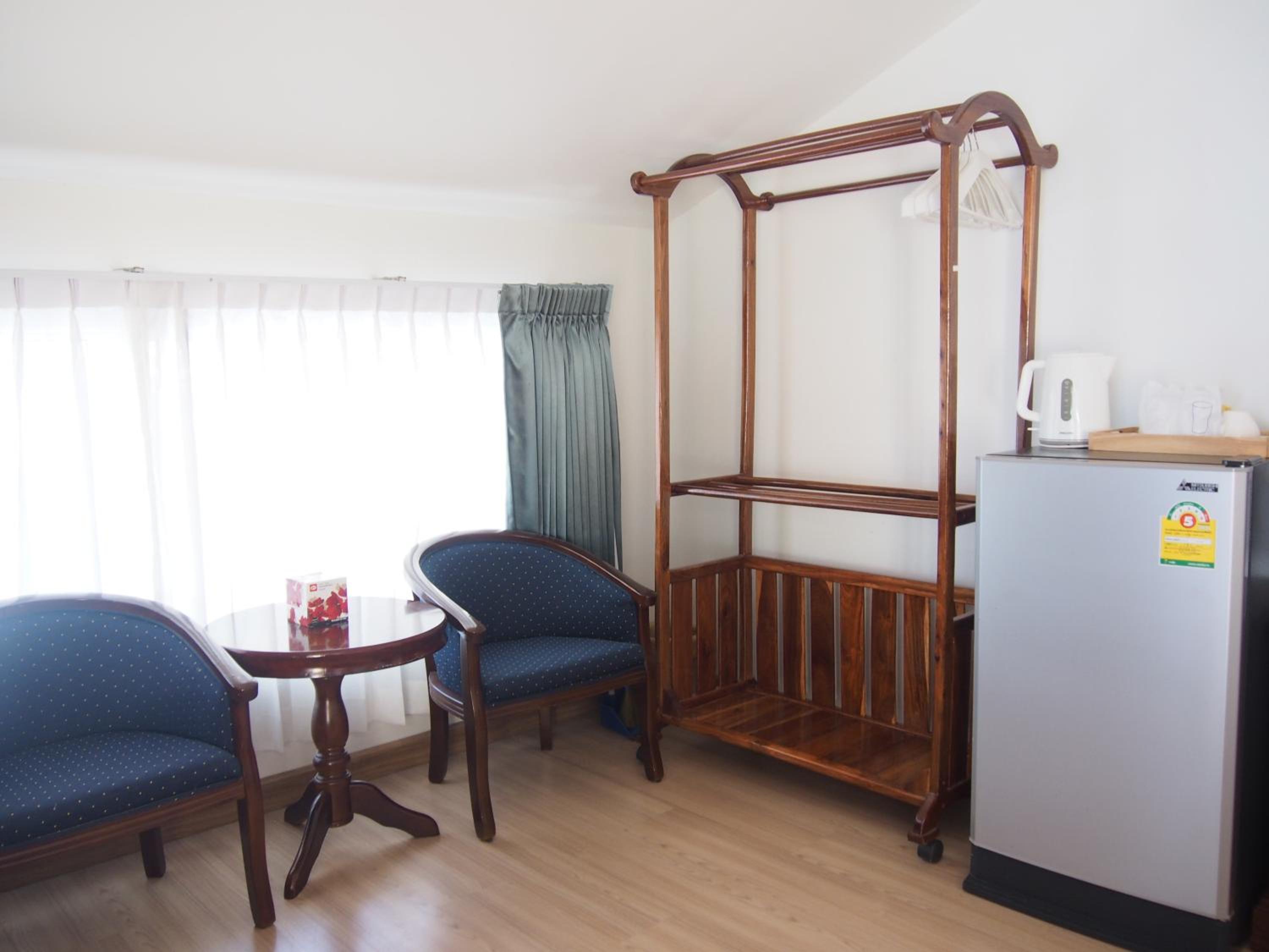 King Room with Sea View - Photo 11